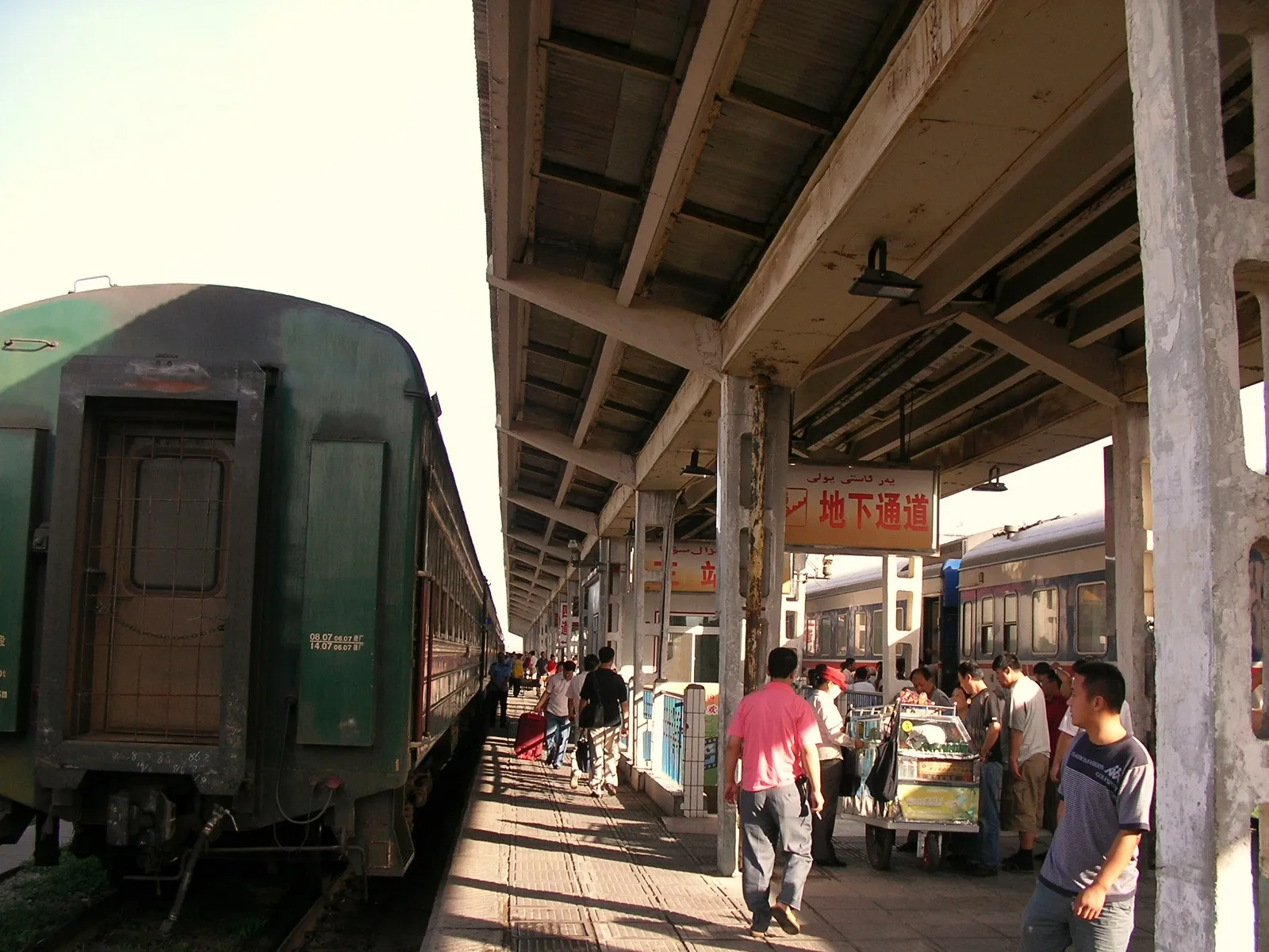 新疆ウイグル自治区に突入