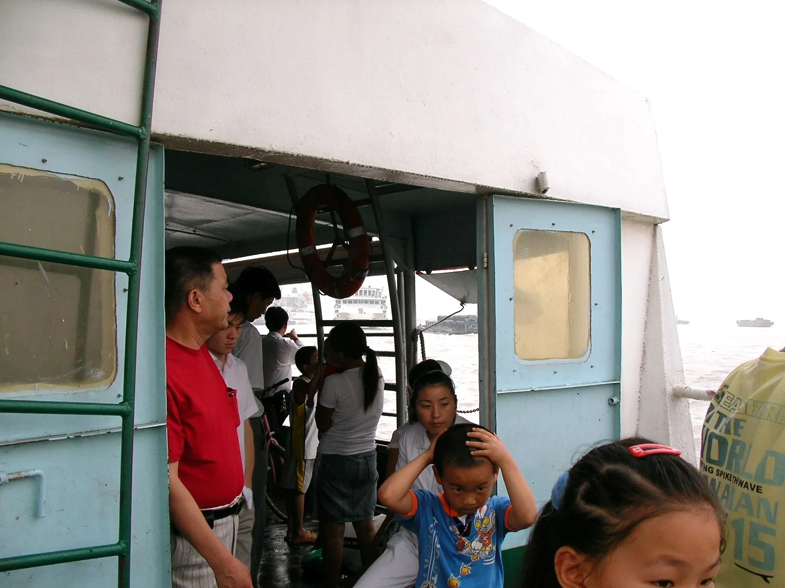 地元民の足である渡し船