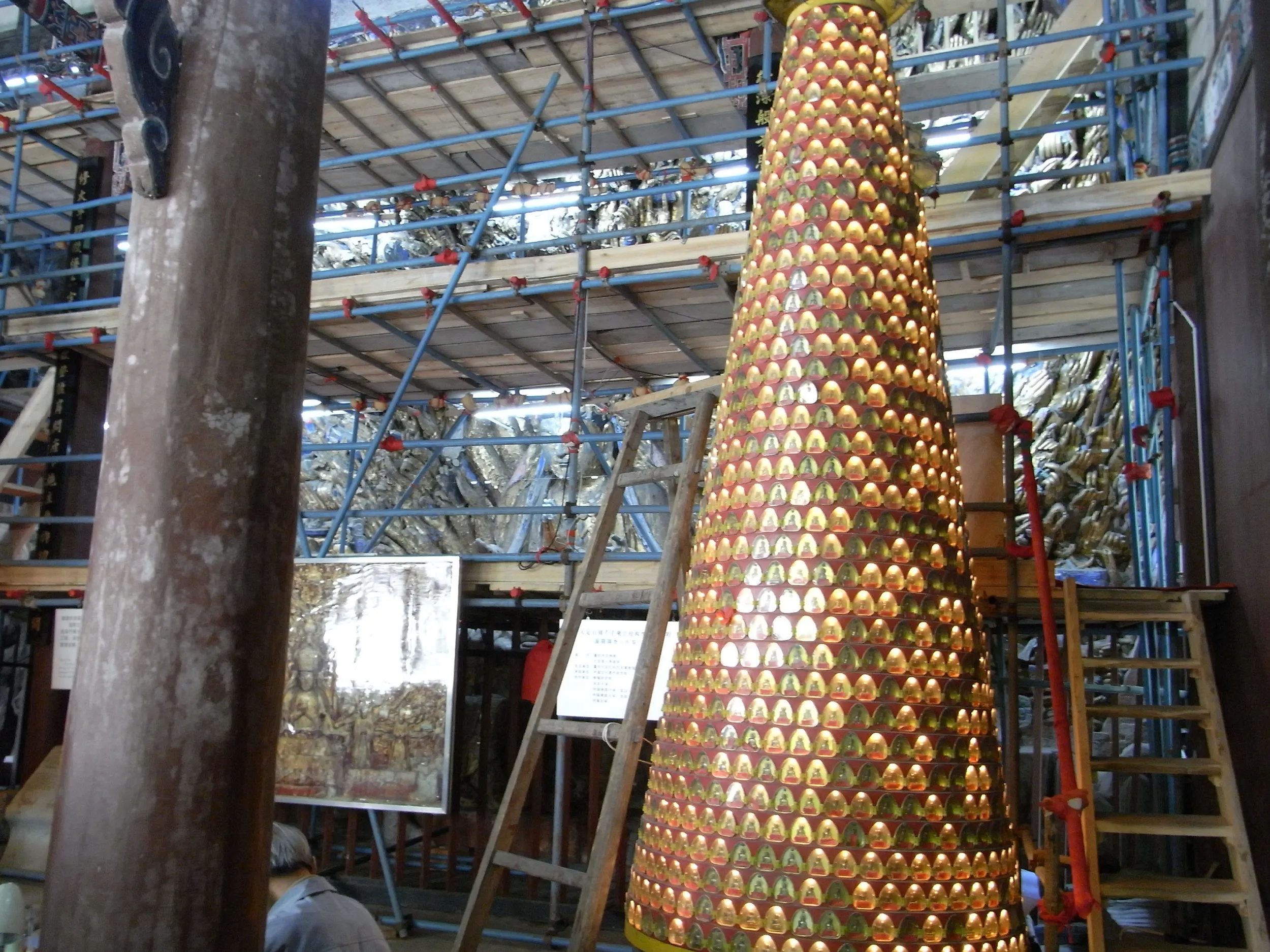 修復中の千手観音