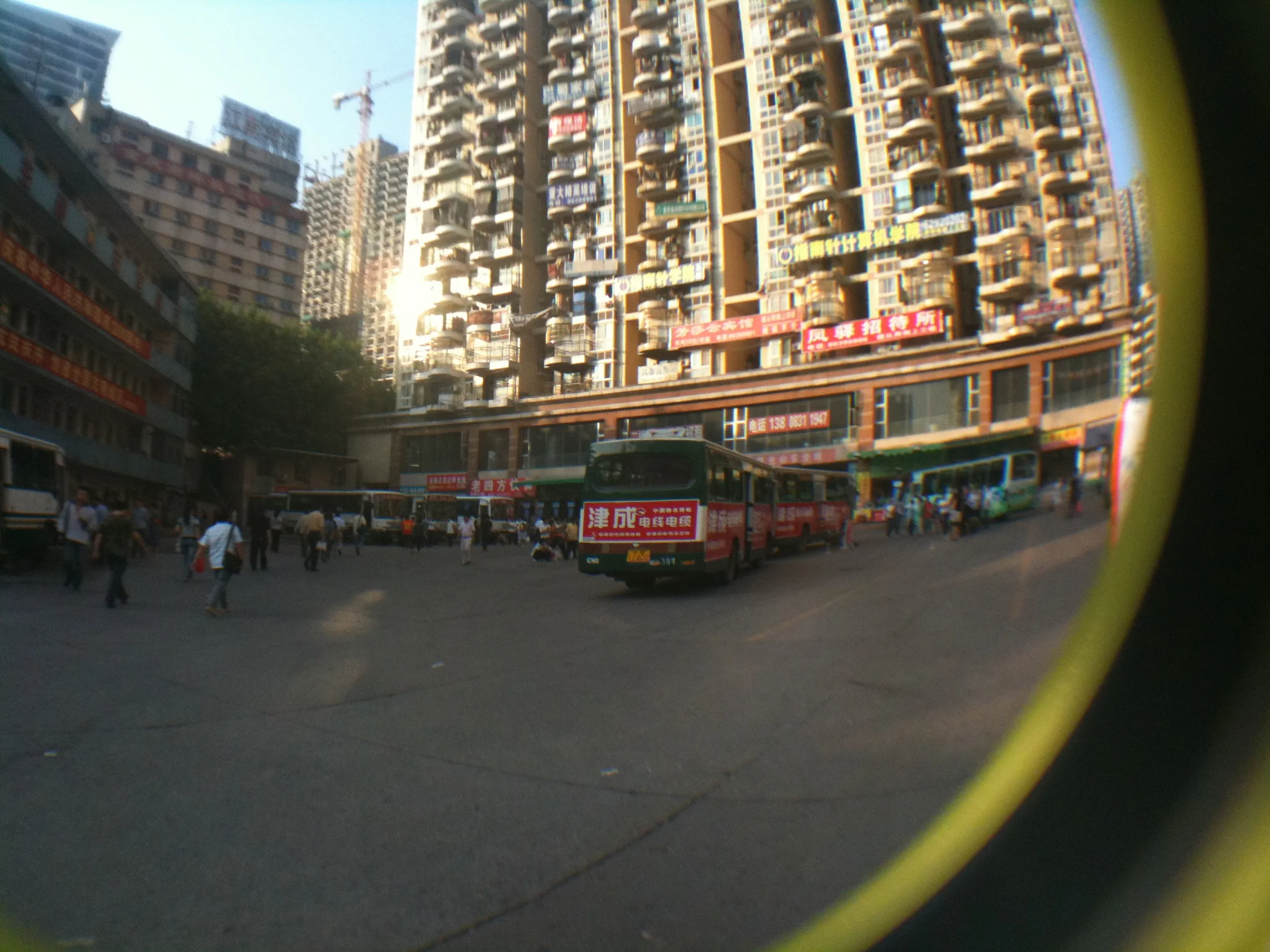 ミニチュアライズされたバス乗り場