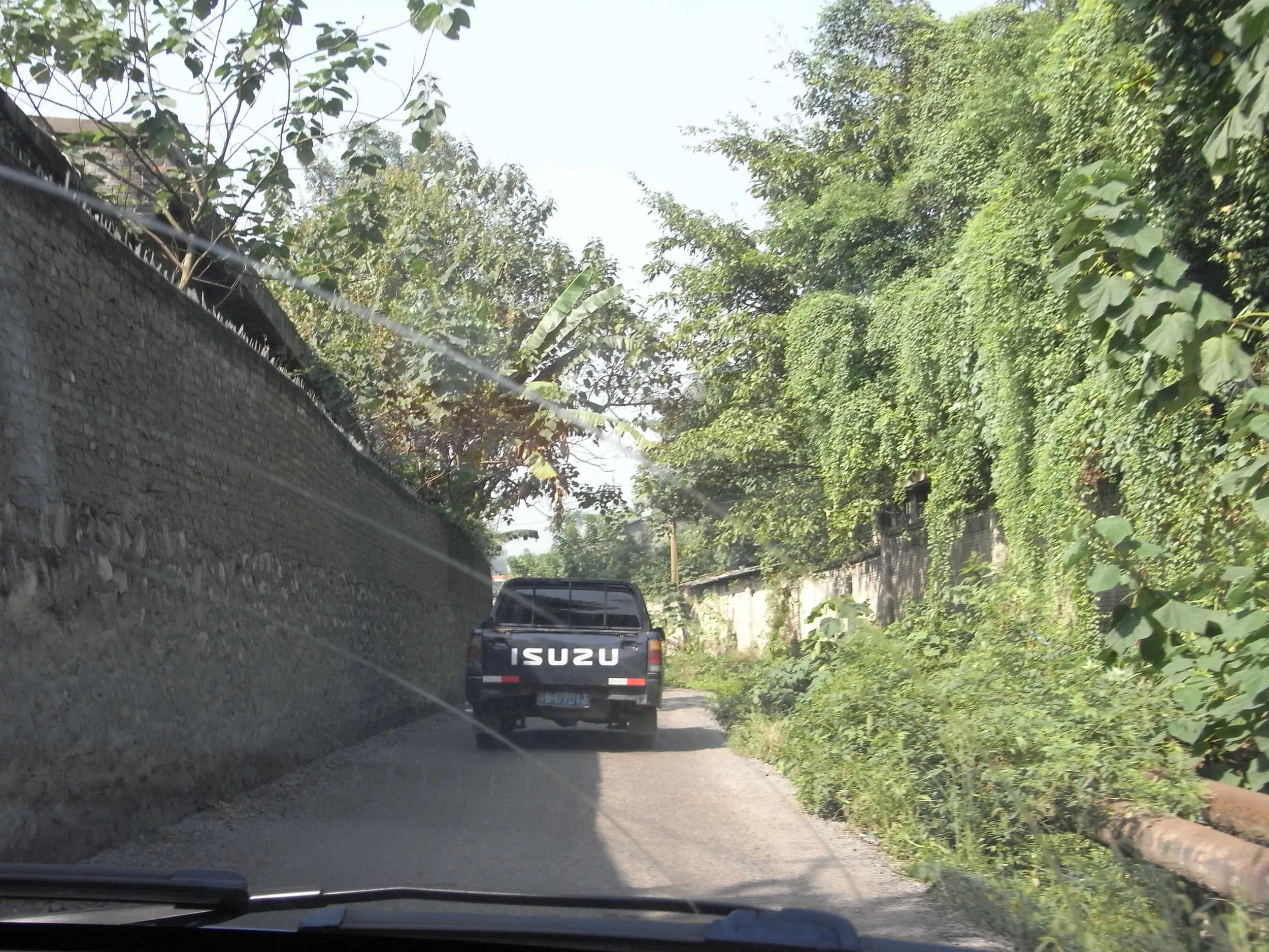 タクシーで万盛石林へ