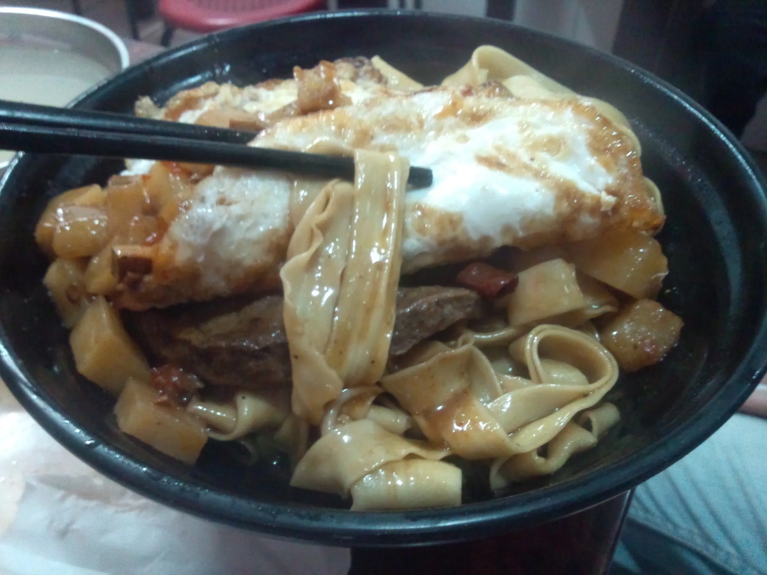 つけ麺式のきし麺みたいな麺