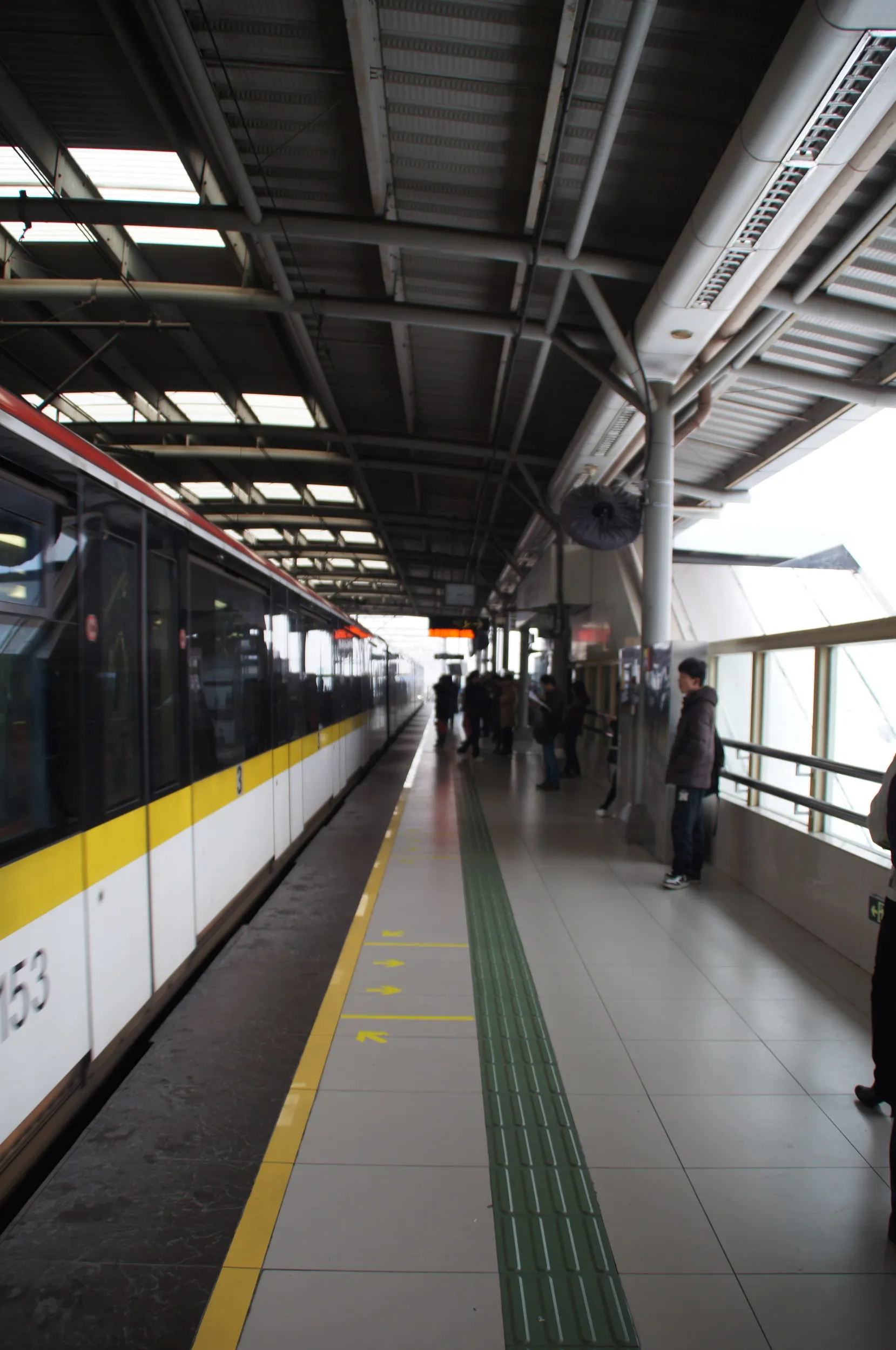 地下鉄3号線、途中で乗り換え