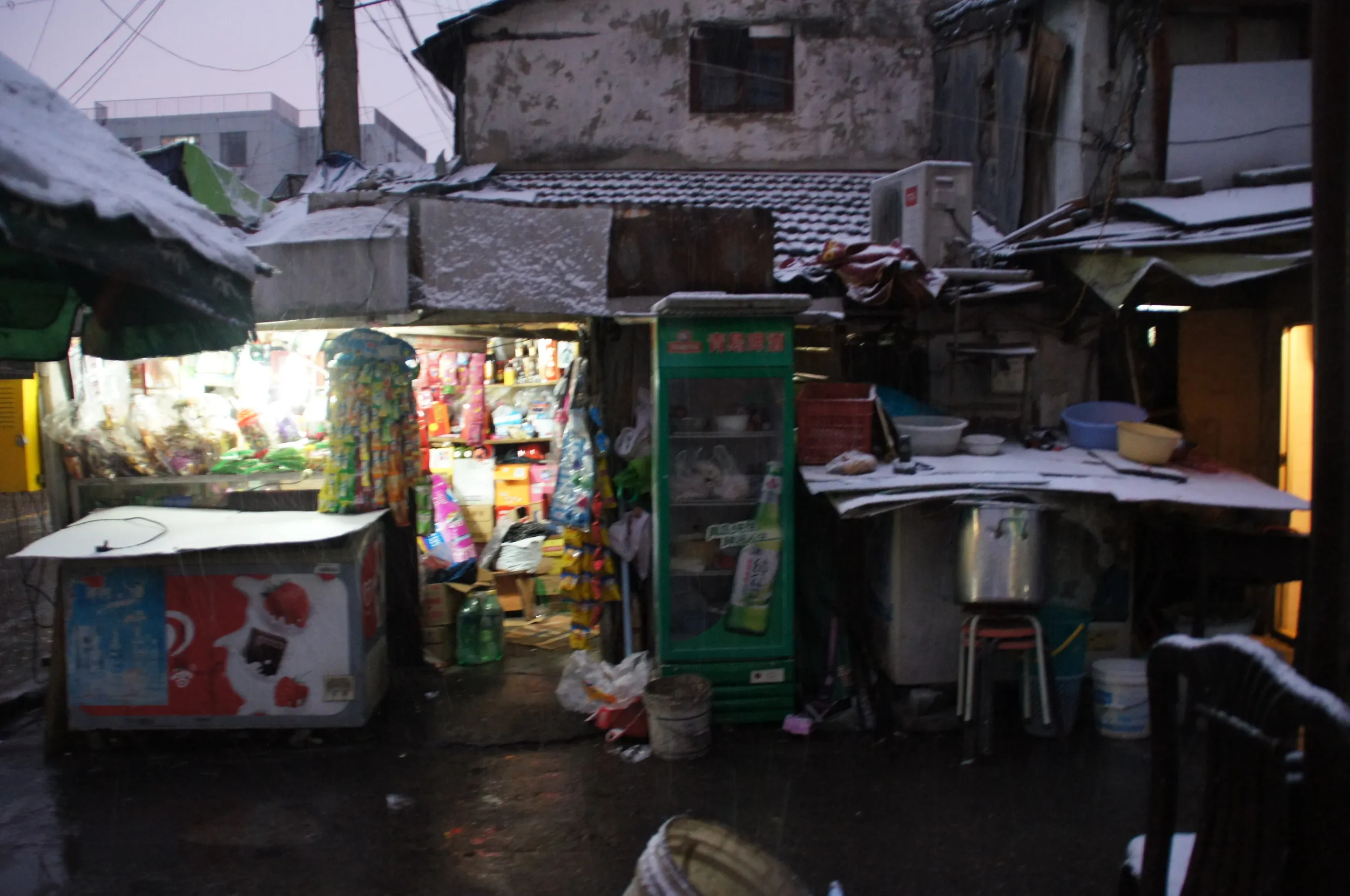 雪景色の烏鎮路付近