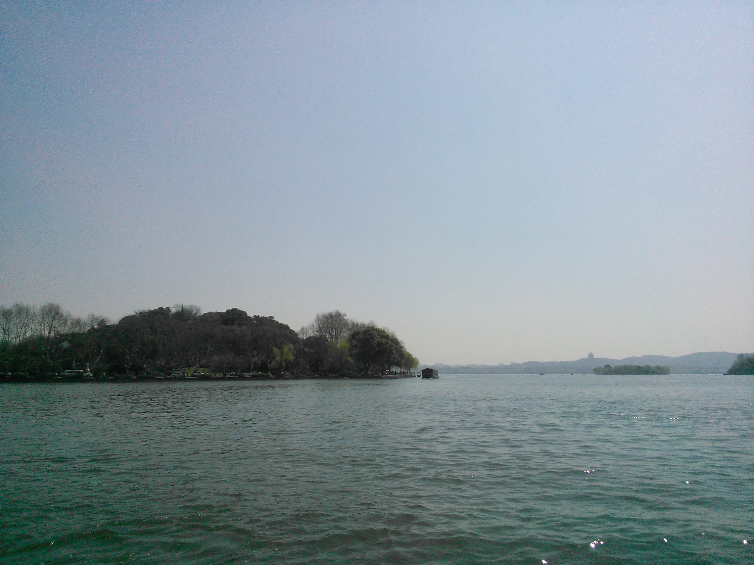 遊覧船からの風景