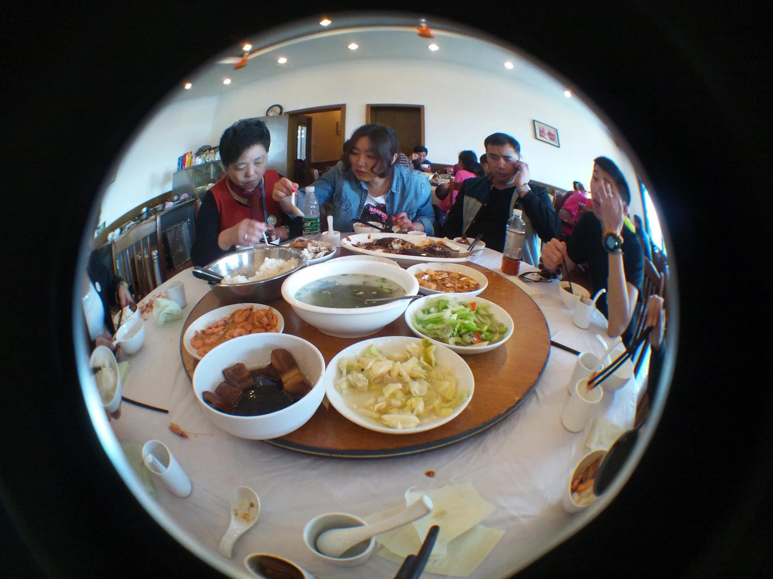 望江楼での昼食