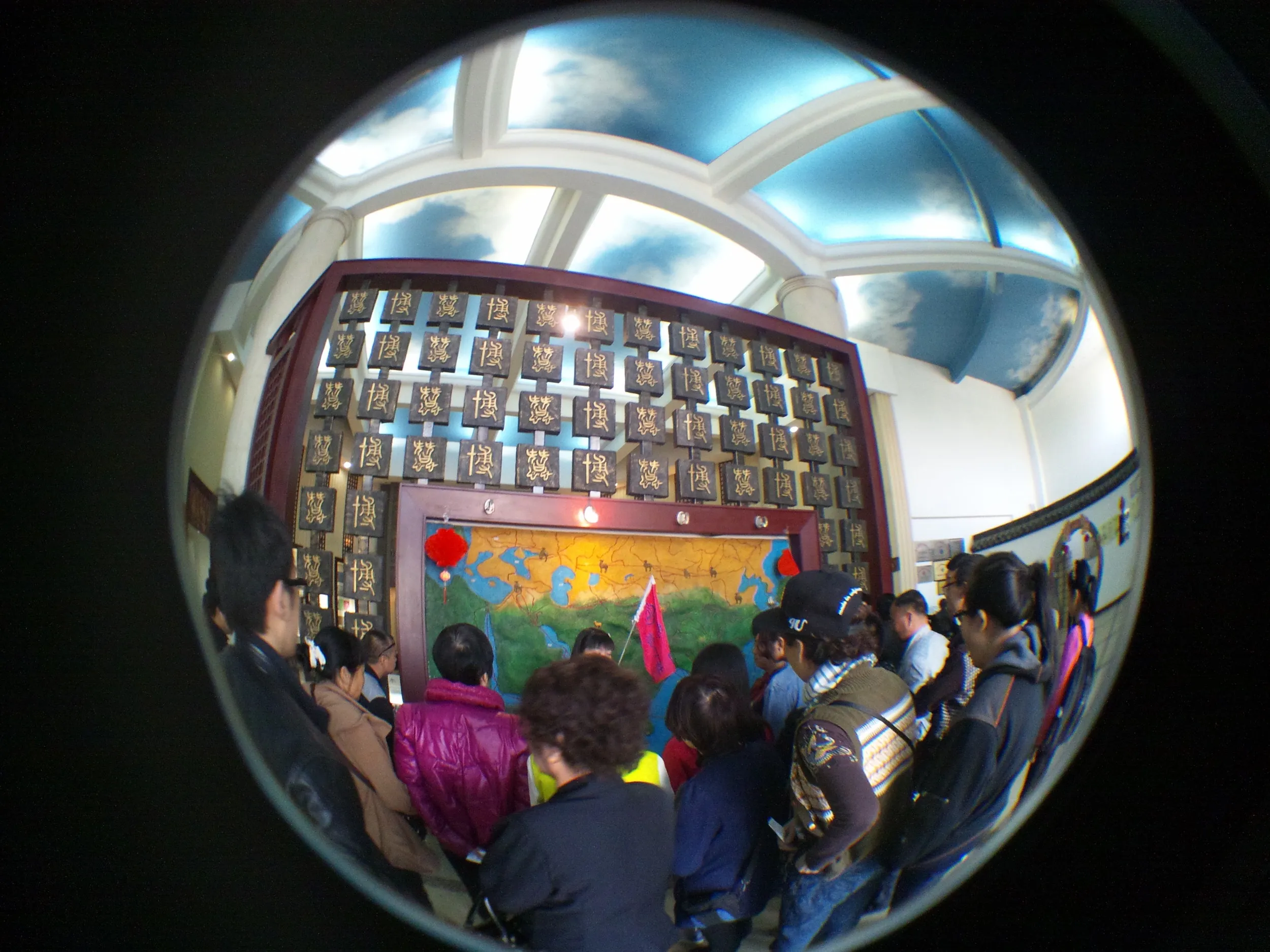 杭州絹展 ガイドの説明