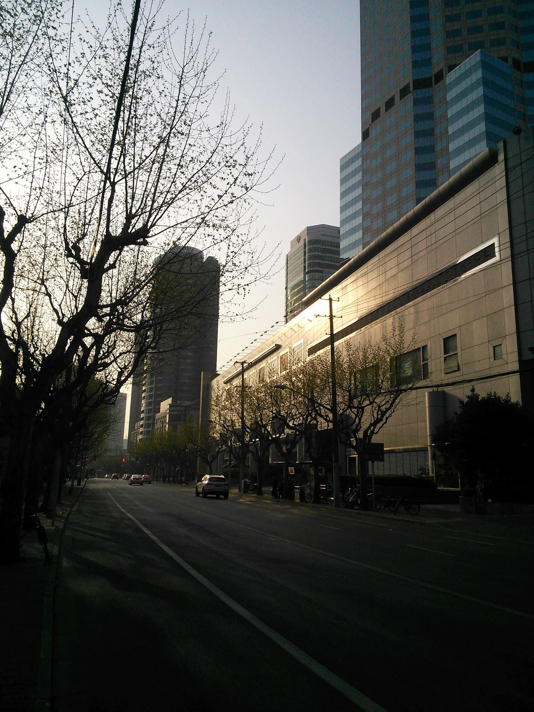 婁山関路で待ち合わせ