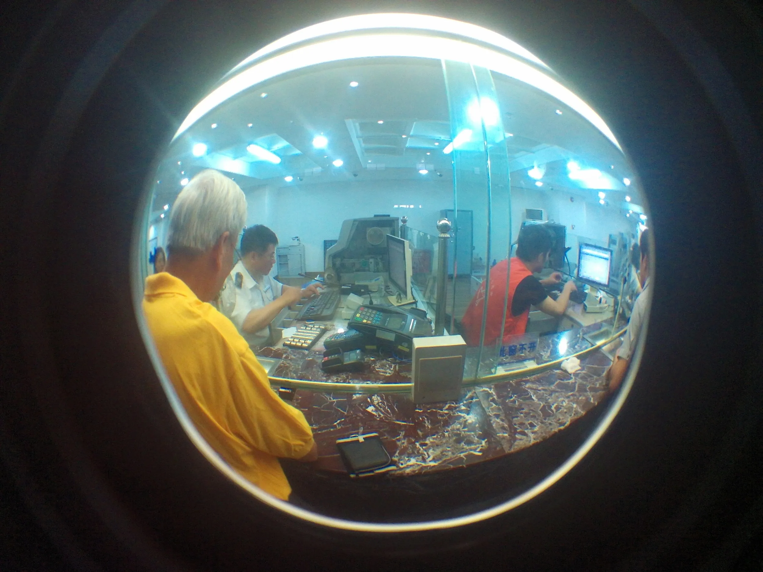 上海駅の切符売場