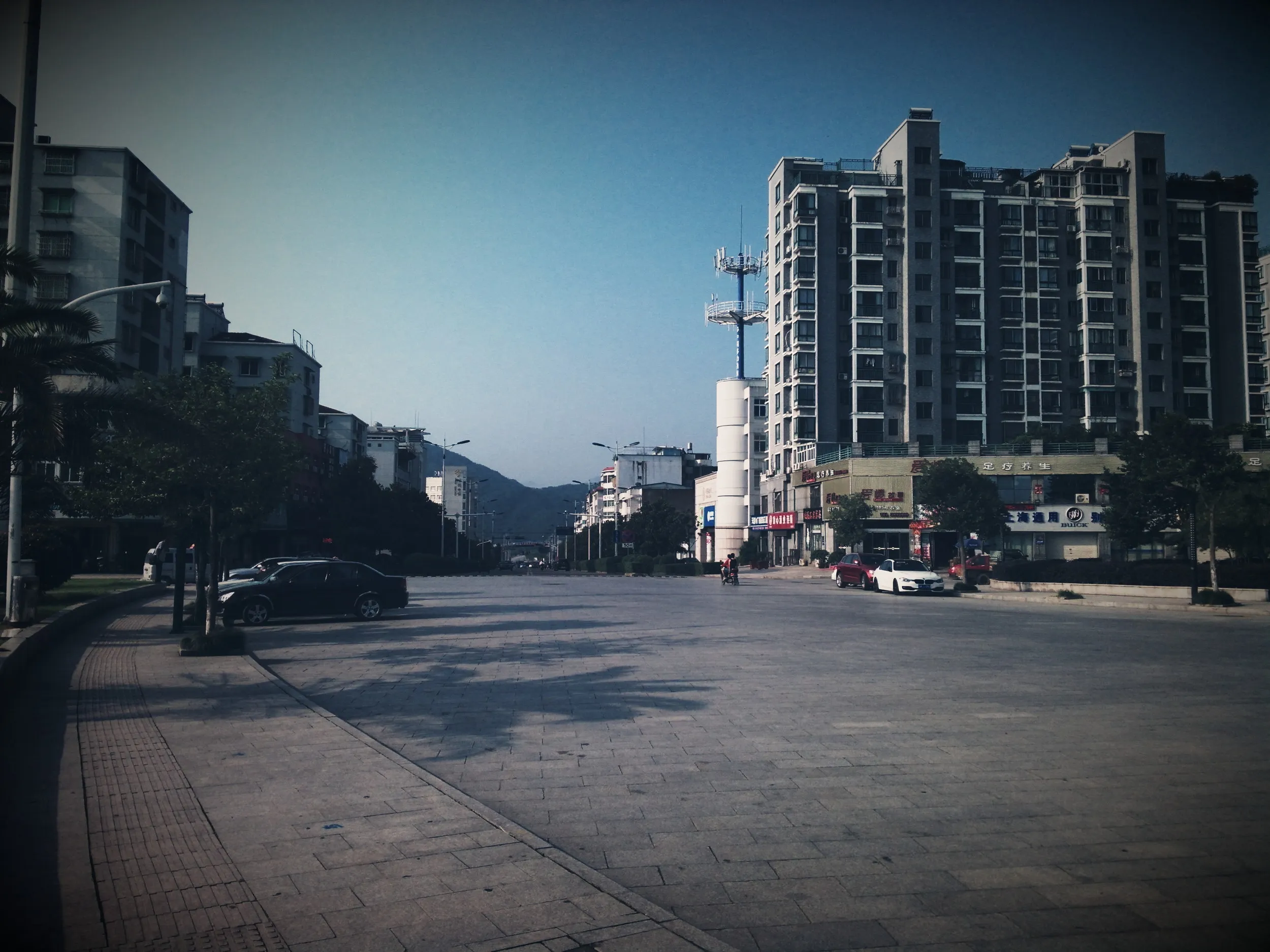 縉雲駅前の風景