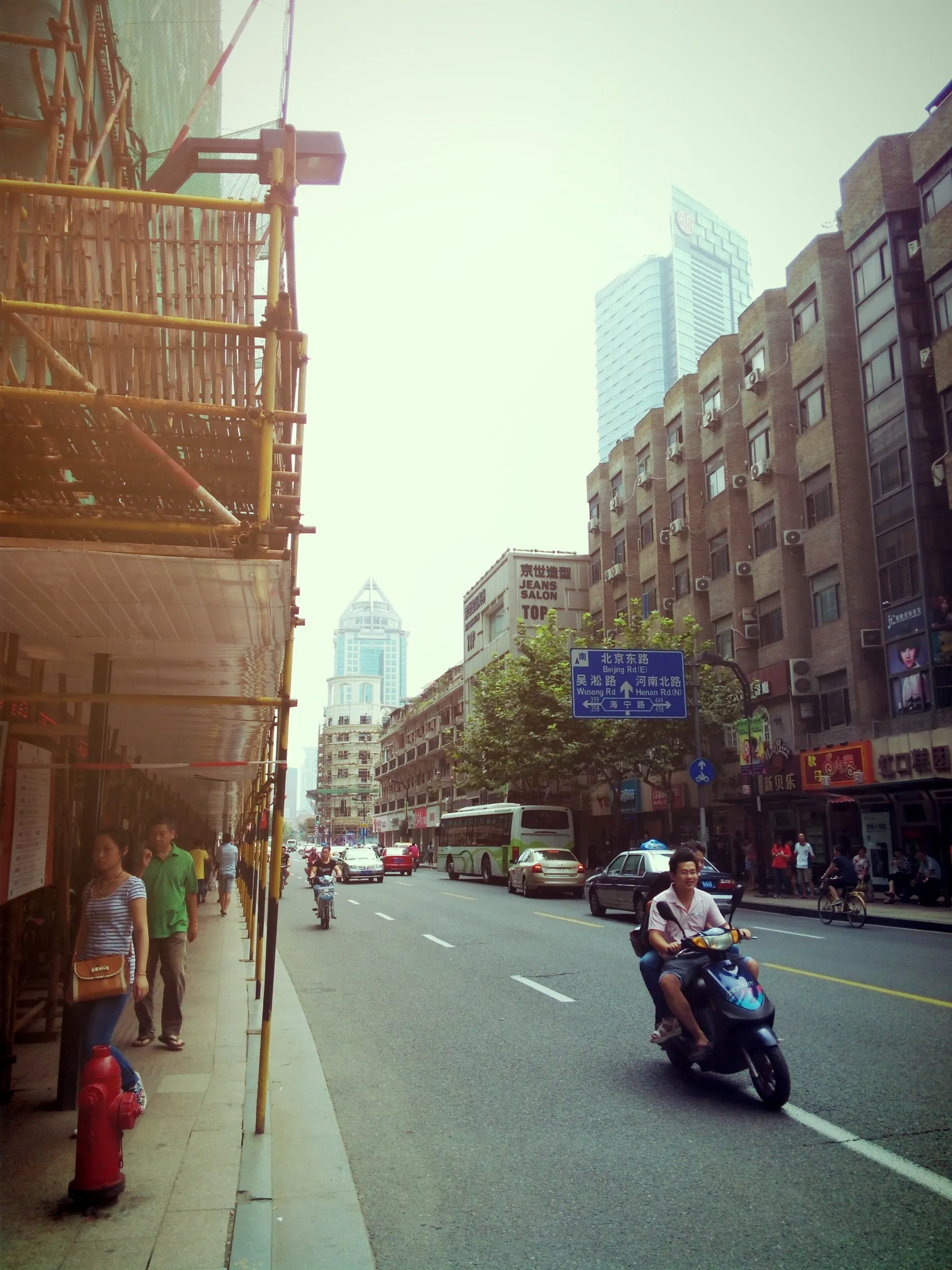 四川北路付近の風景