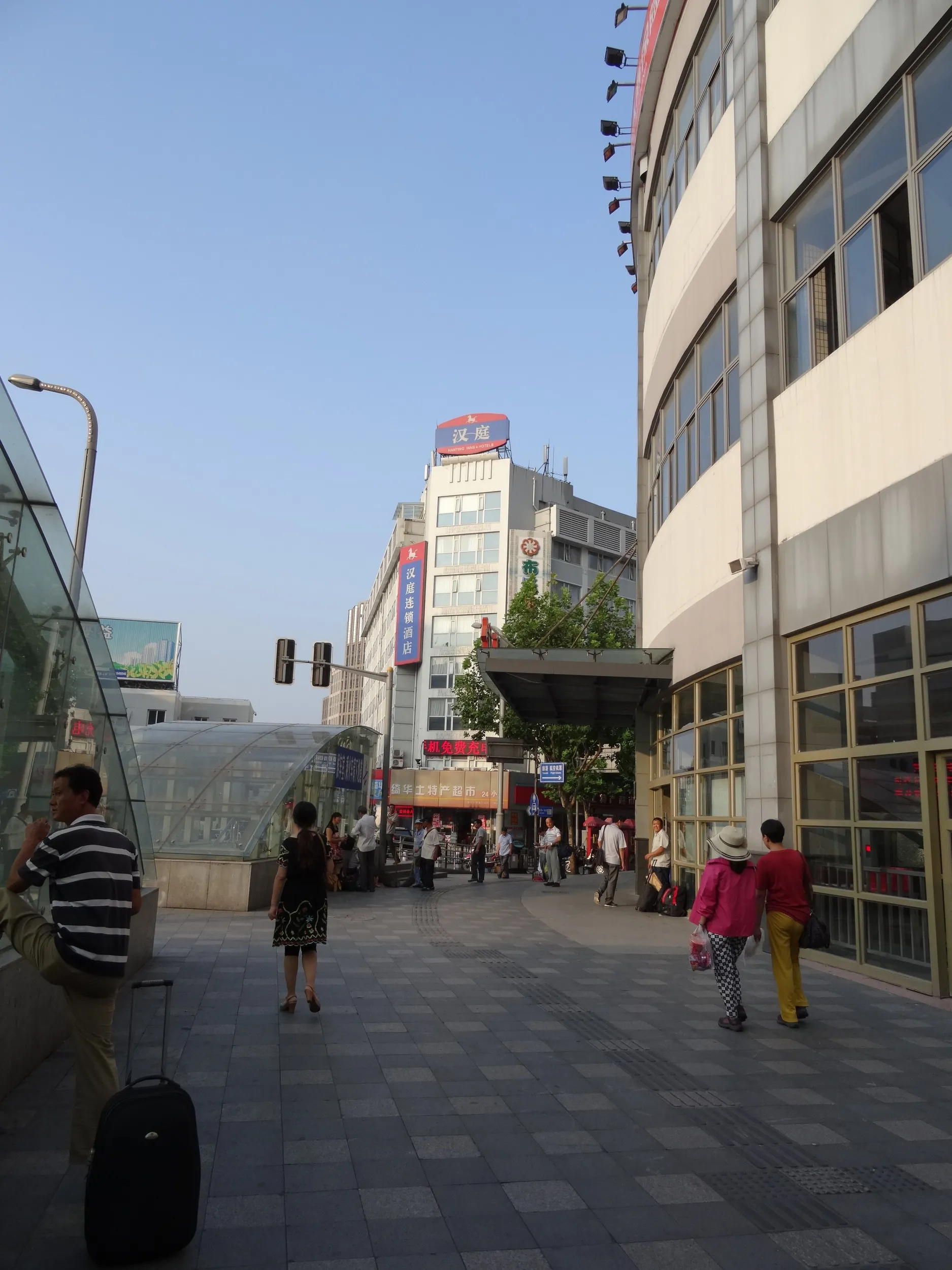 上海駅で海寧西行の切符購入