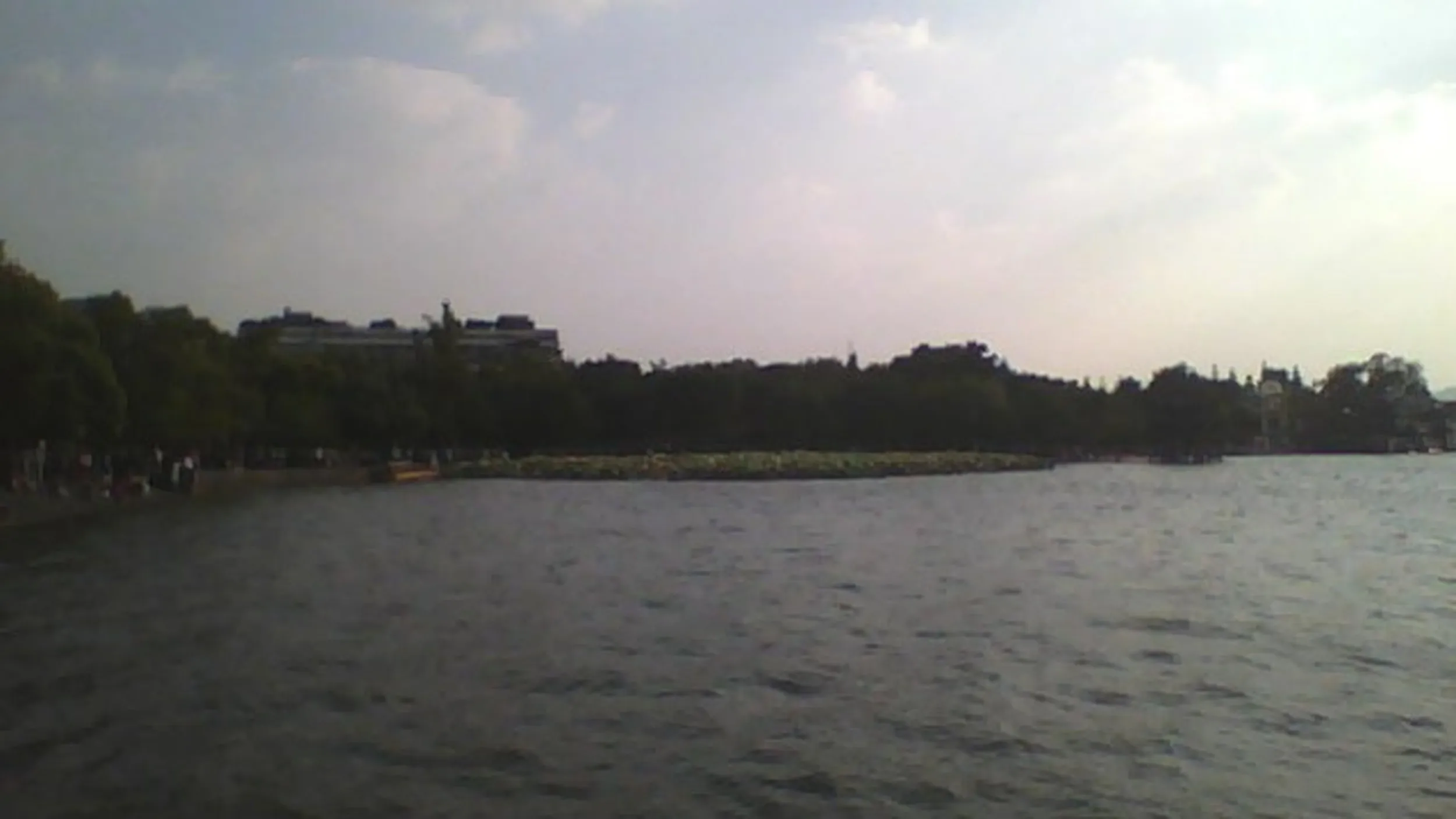 西湖でタイムラプス撮影