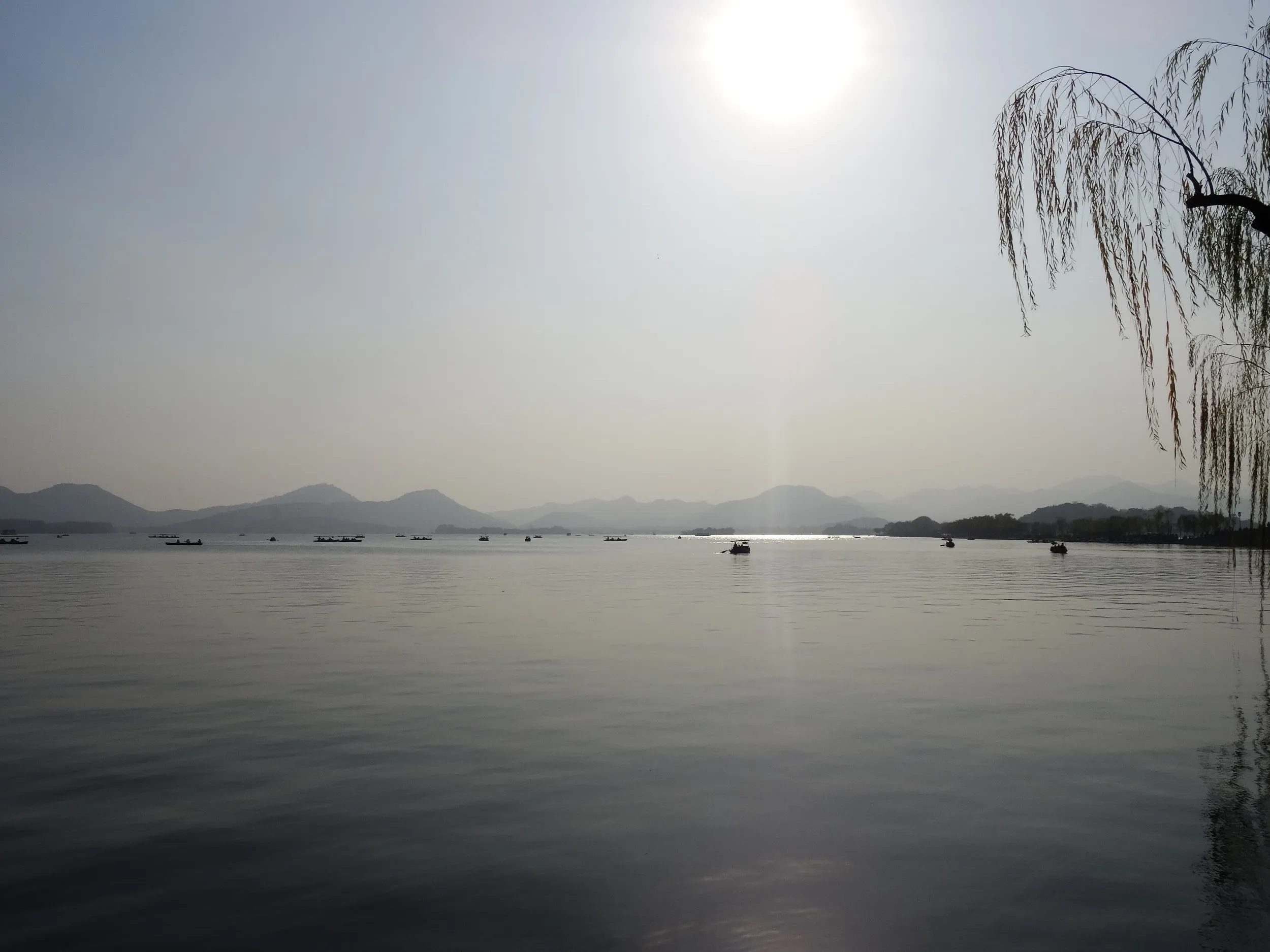 西湖の風景