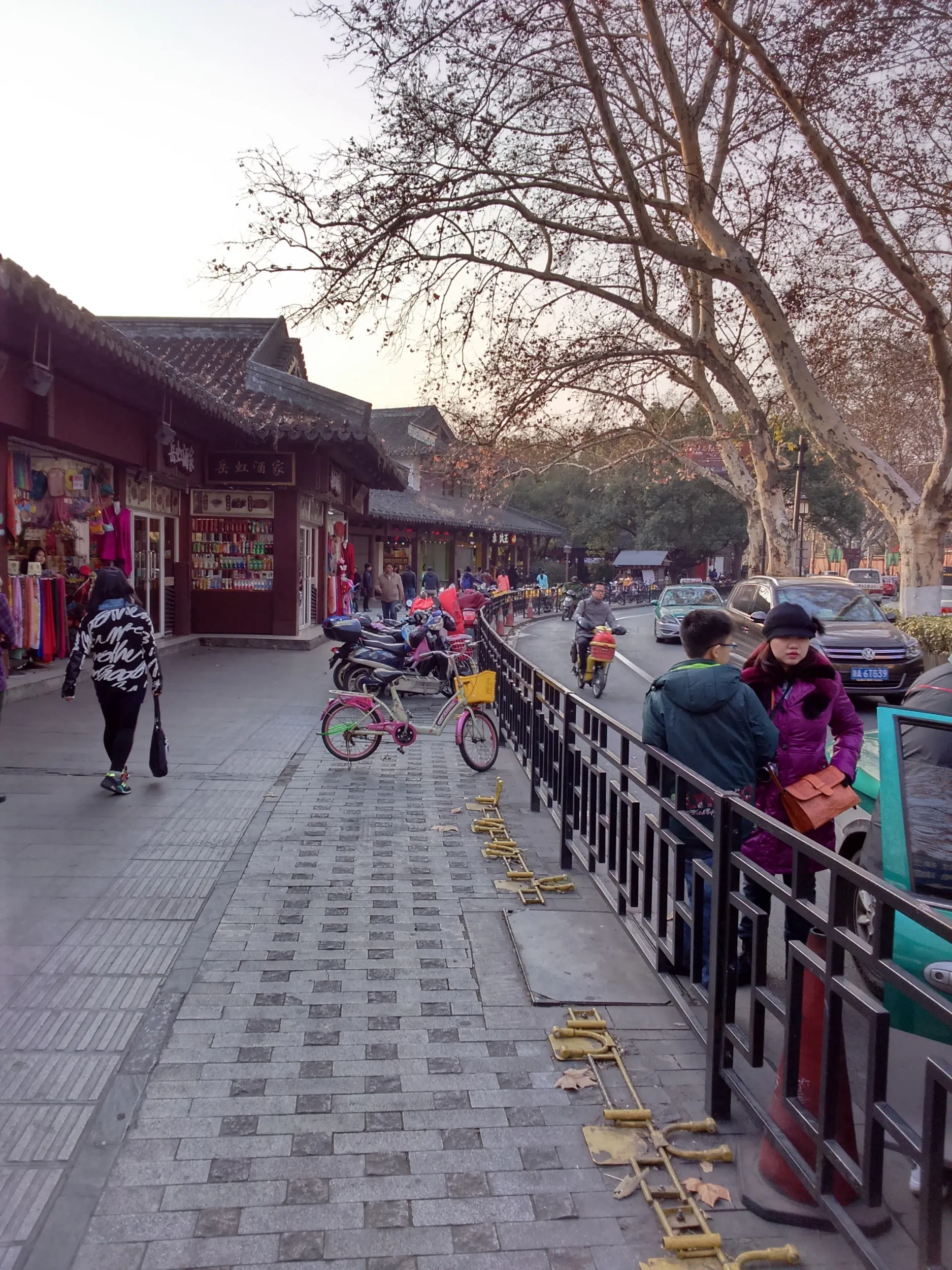 西湖から霊隠景観区まで散歩