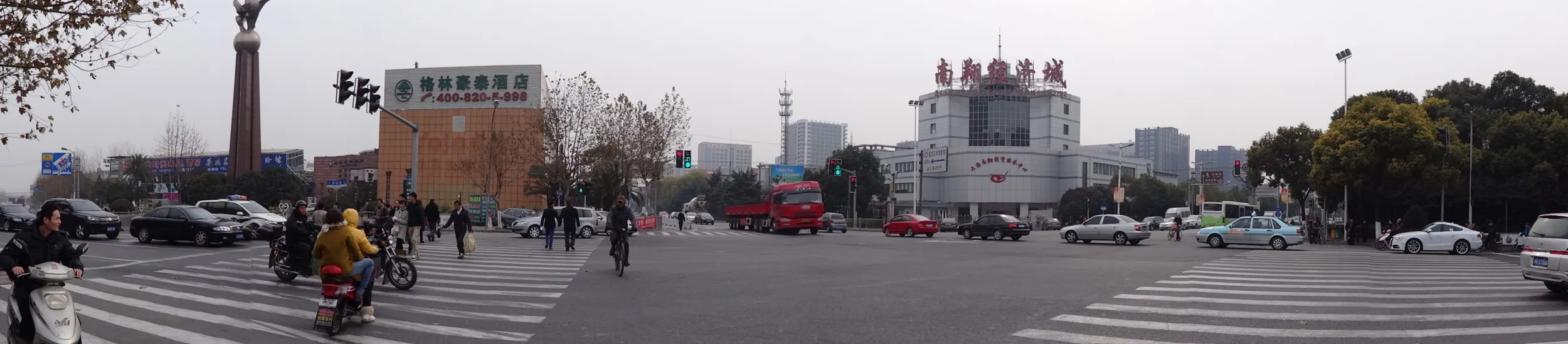 南翔駅周辺のパノラマ写真