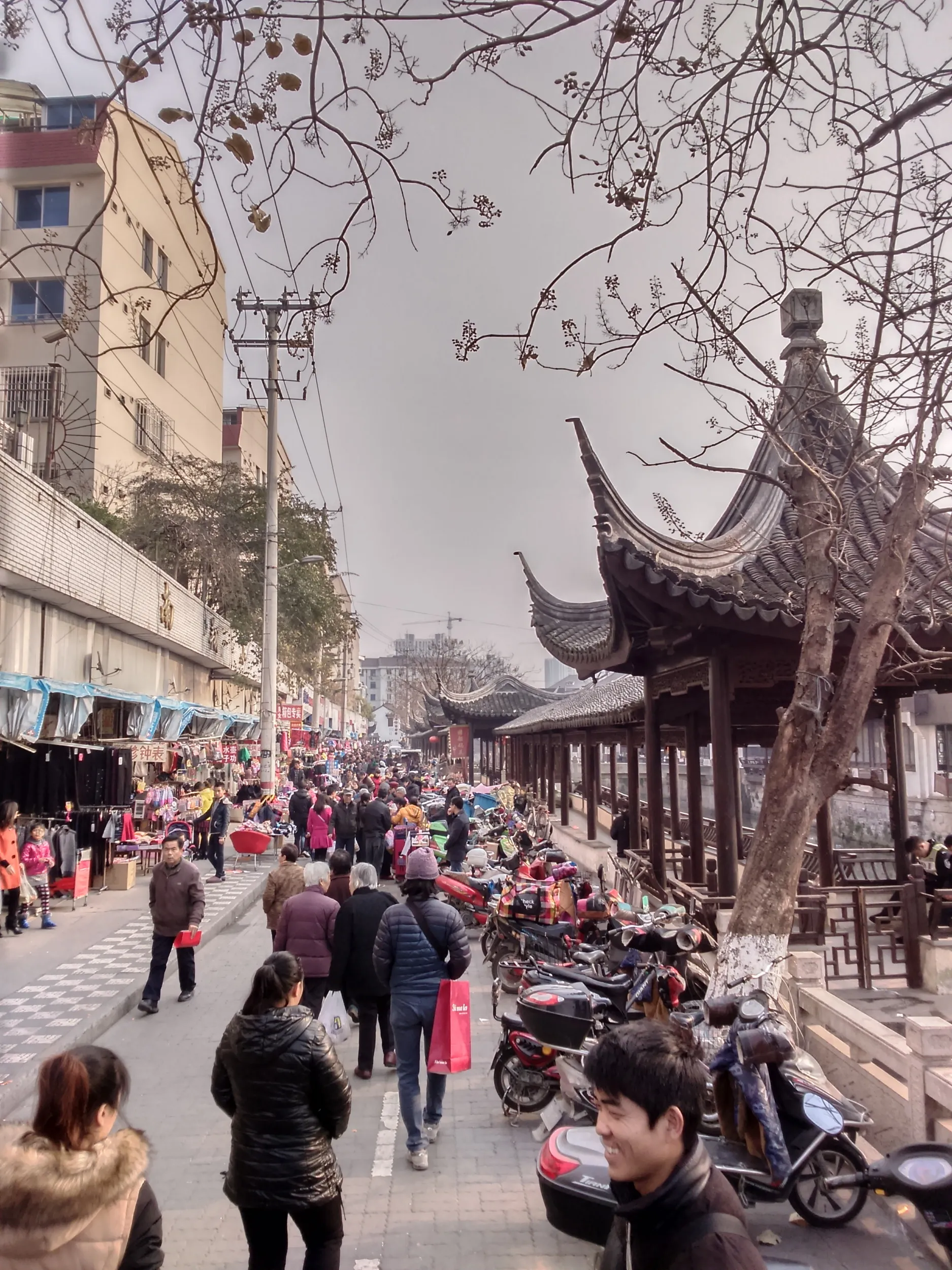 南翔老街を観光