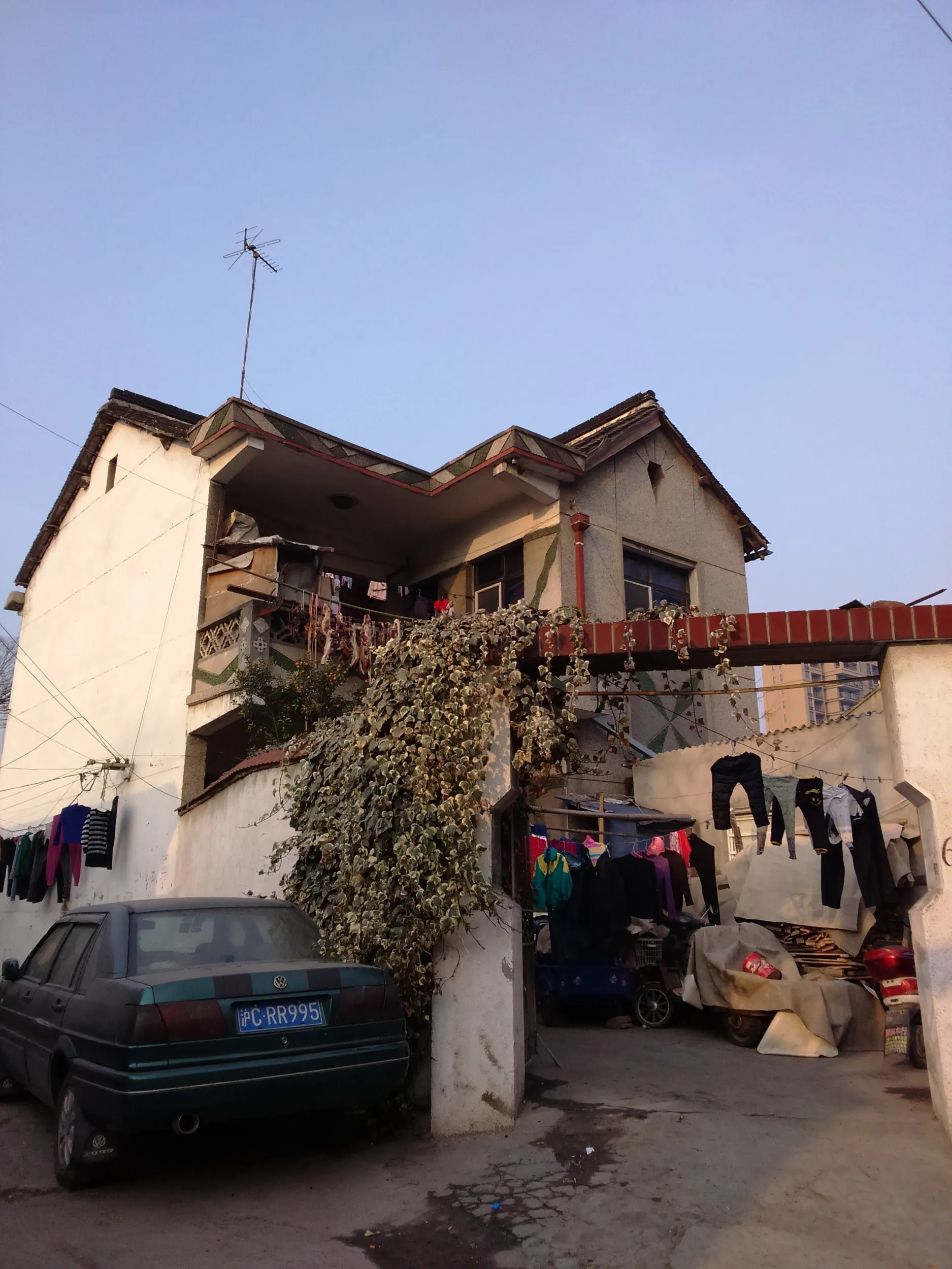 アンダーグラウンドな一角