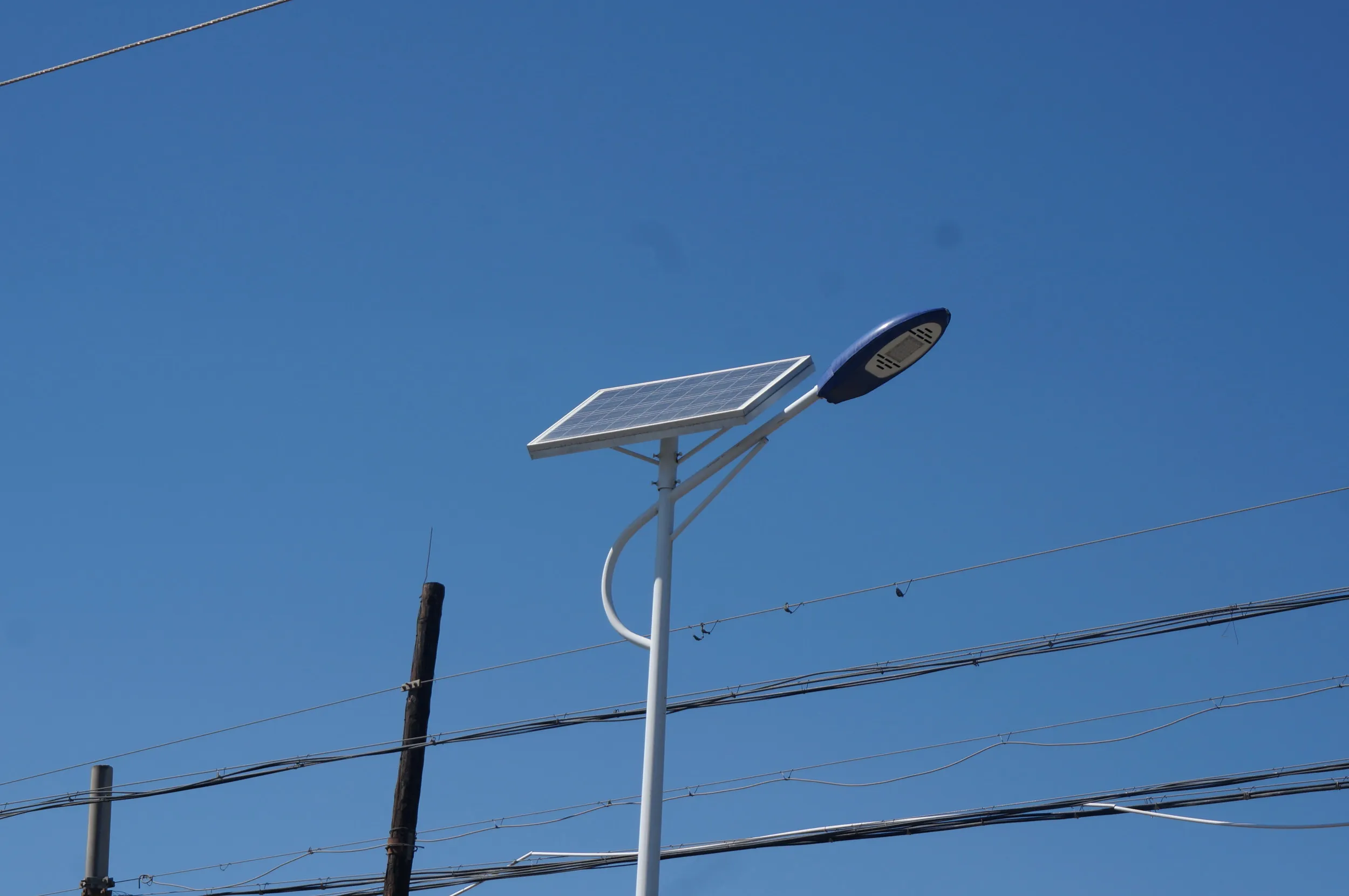 太陽光発電システムの街灯