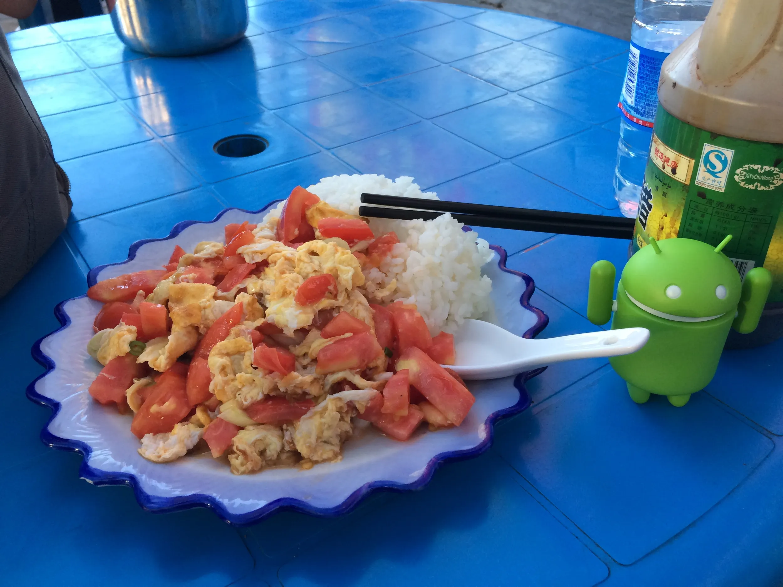 トマトと卵炒めご飯を食す