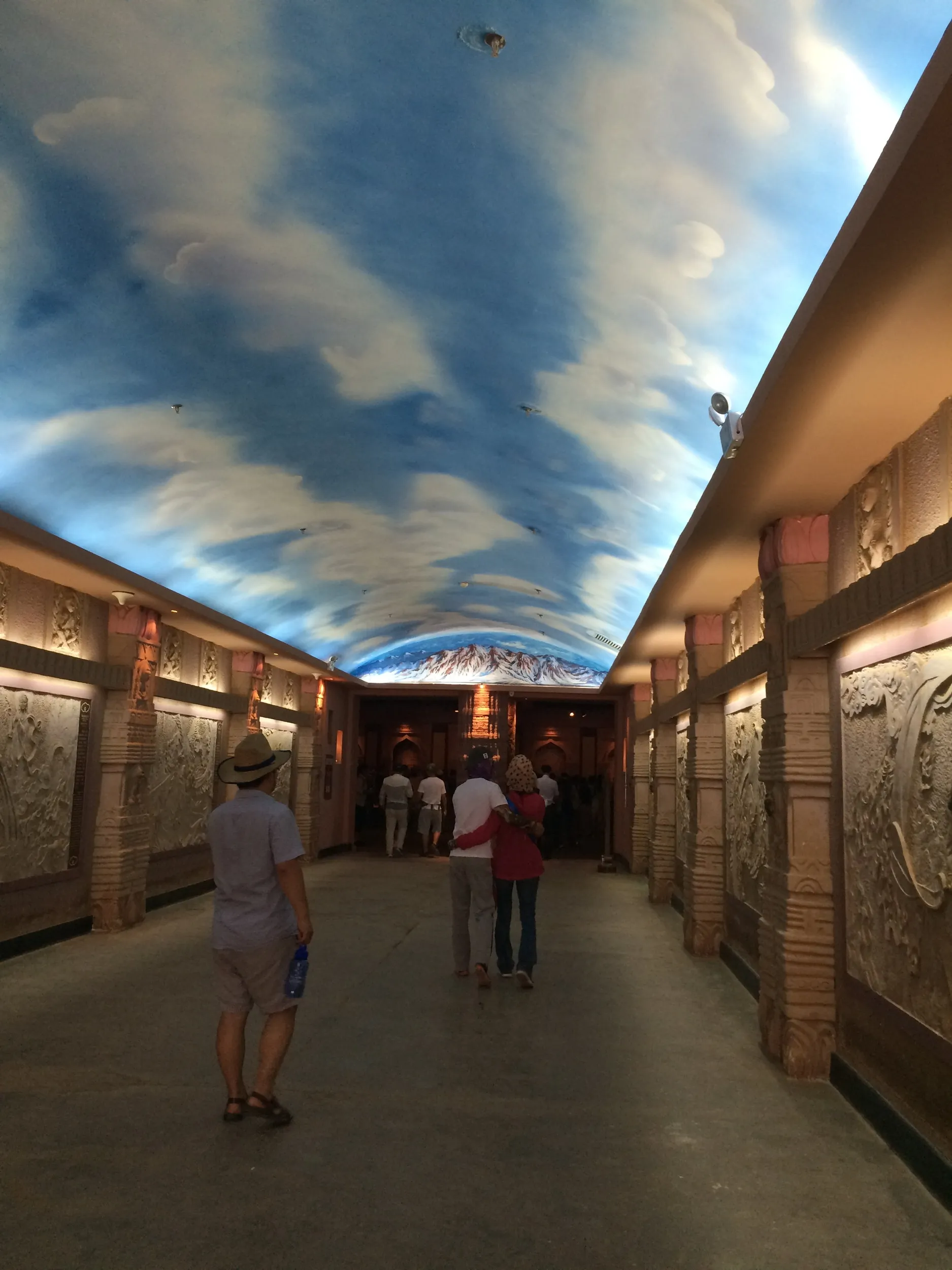 火焔山景観区を観光