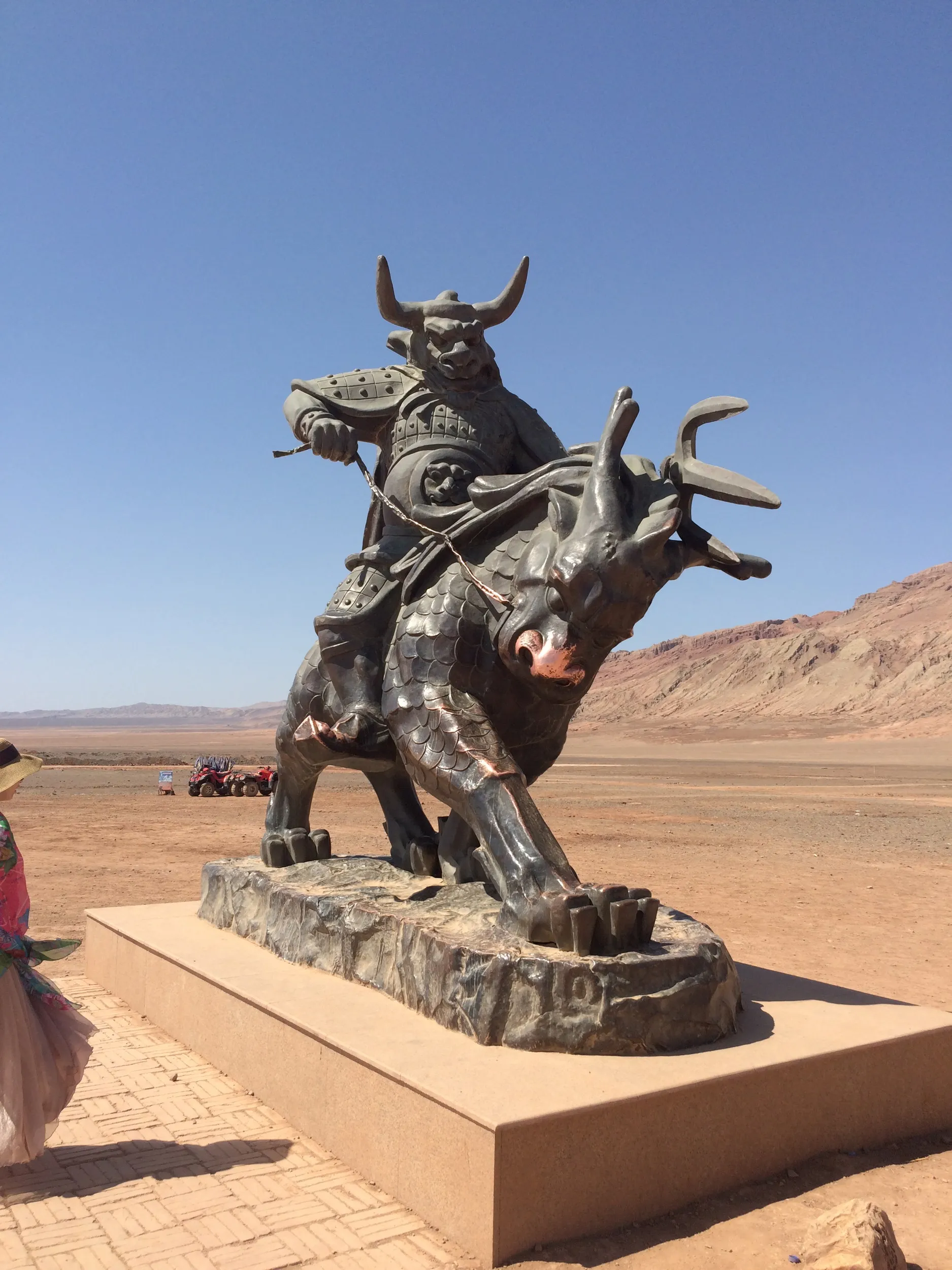 火焔山を目の前に望む