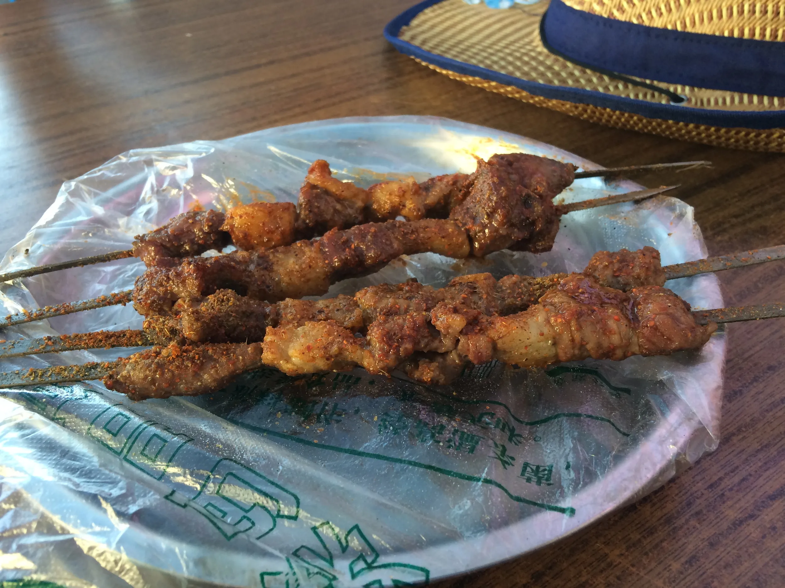 ラム肉の串焼き