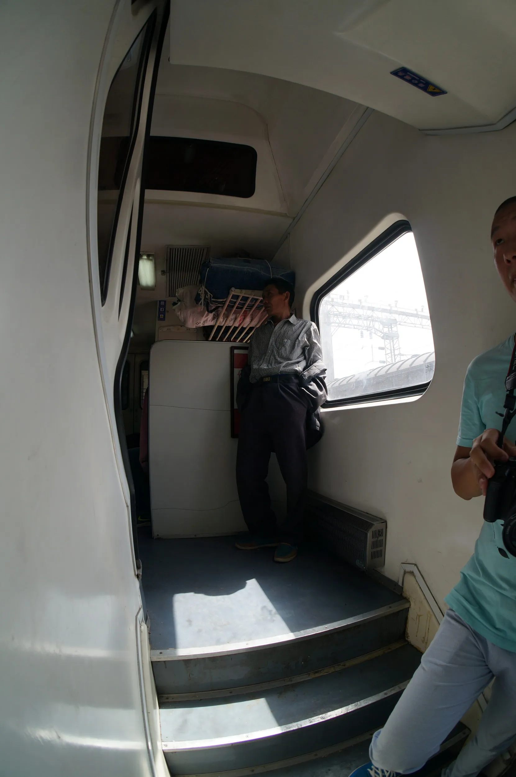 二階建ての列車で乗り鉄の旅