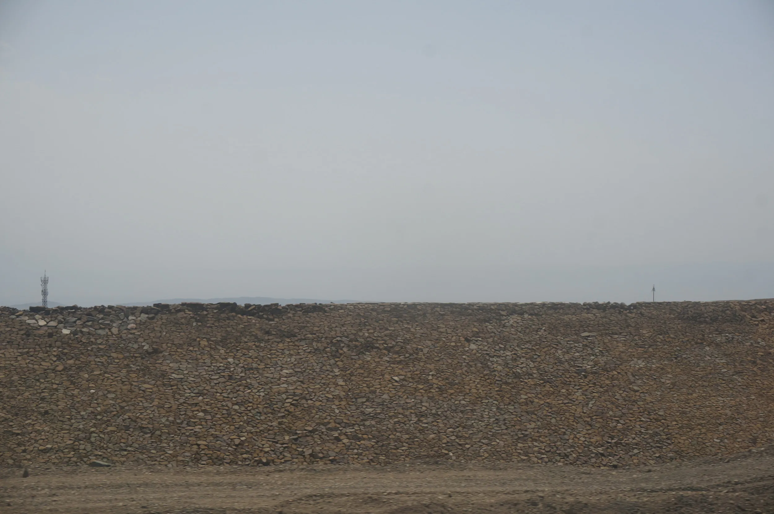 トルファン～ウルムチ間の車窓風景