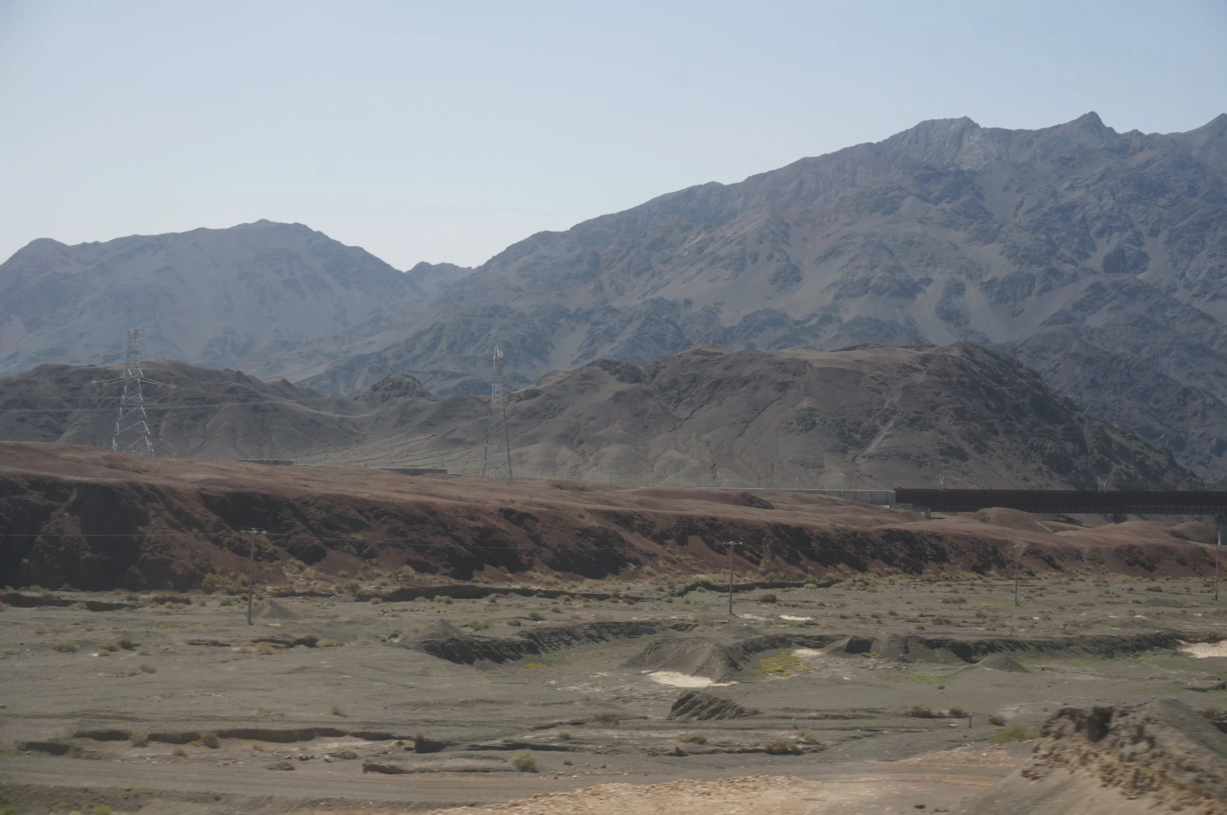 トルファン～ウルムチ間の車窓風景