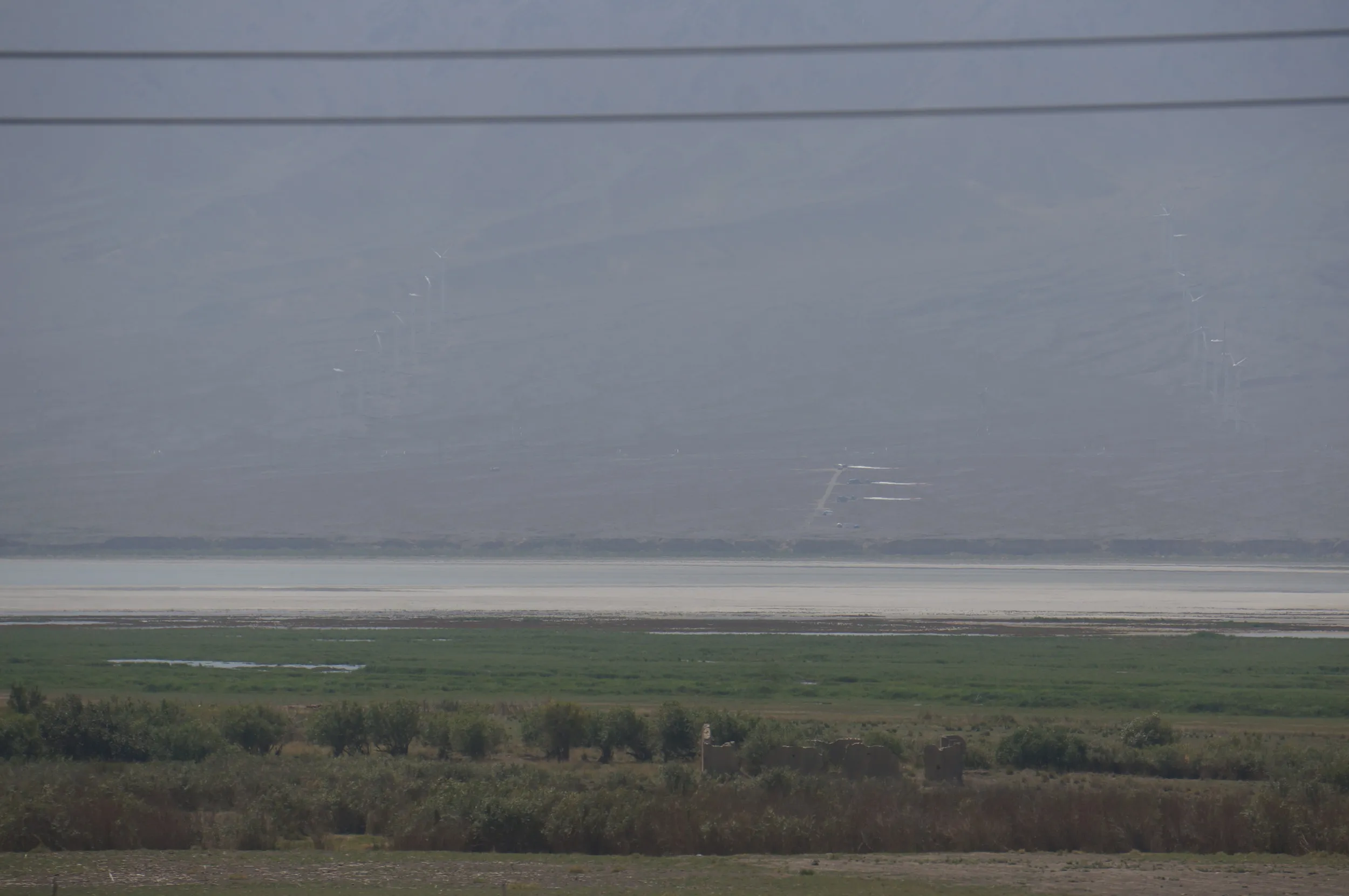 トルファン～ウルムチ間の車窓風景