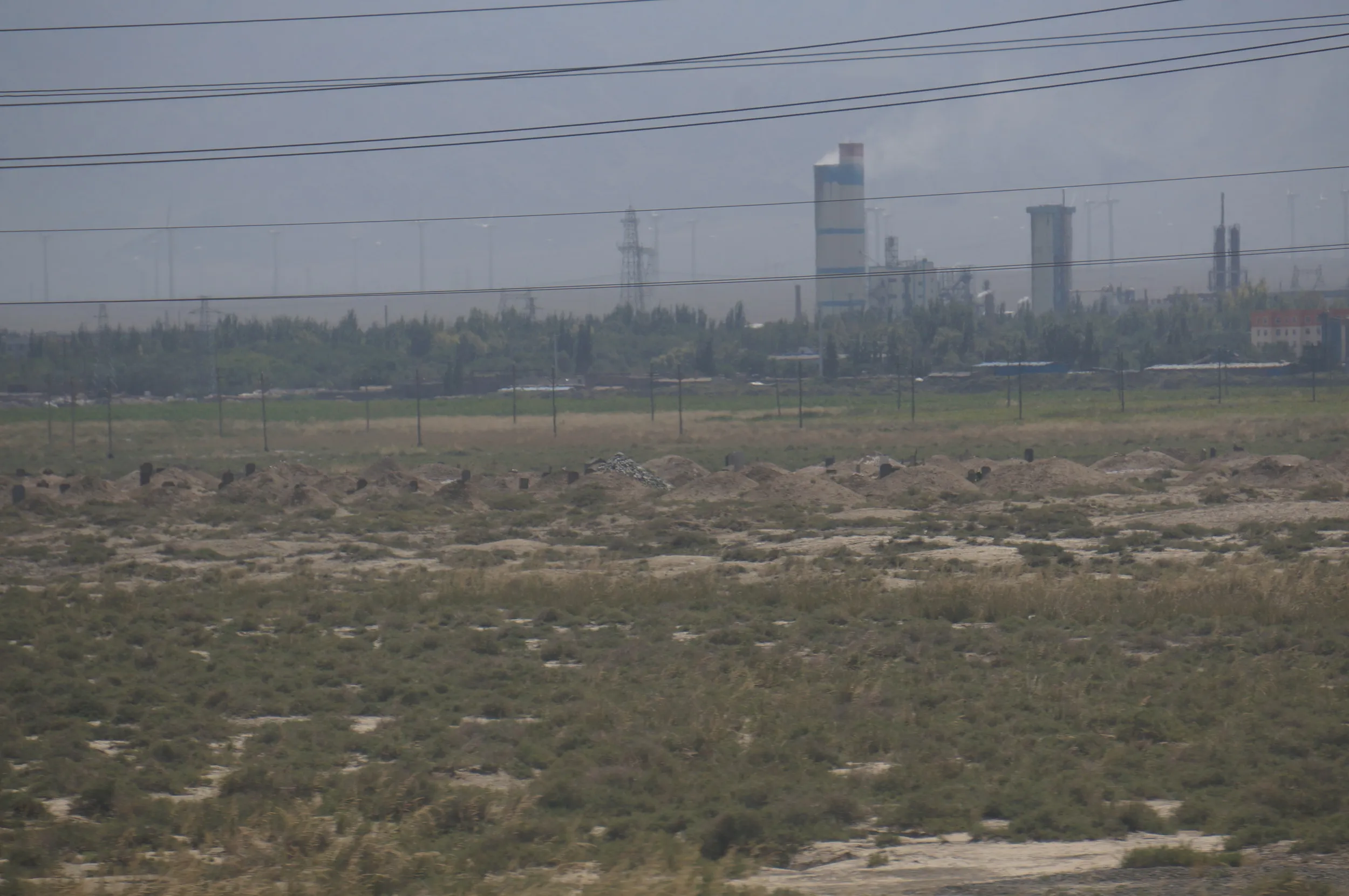トルファン～ウルムチ間の車窓風景