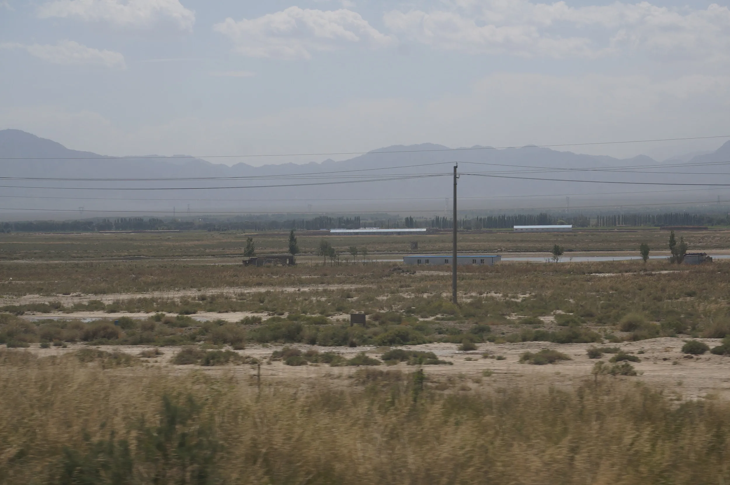 トルファン～ウルムチ間の車窓風景