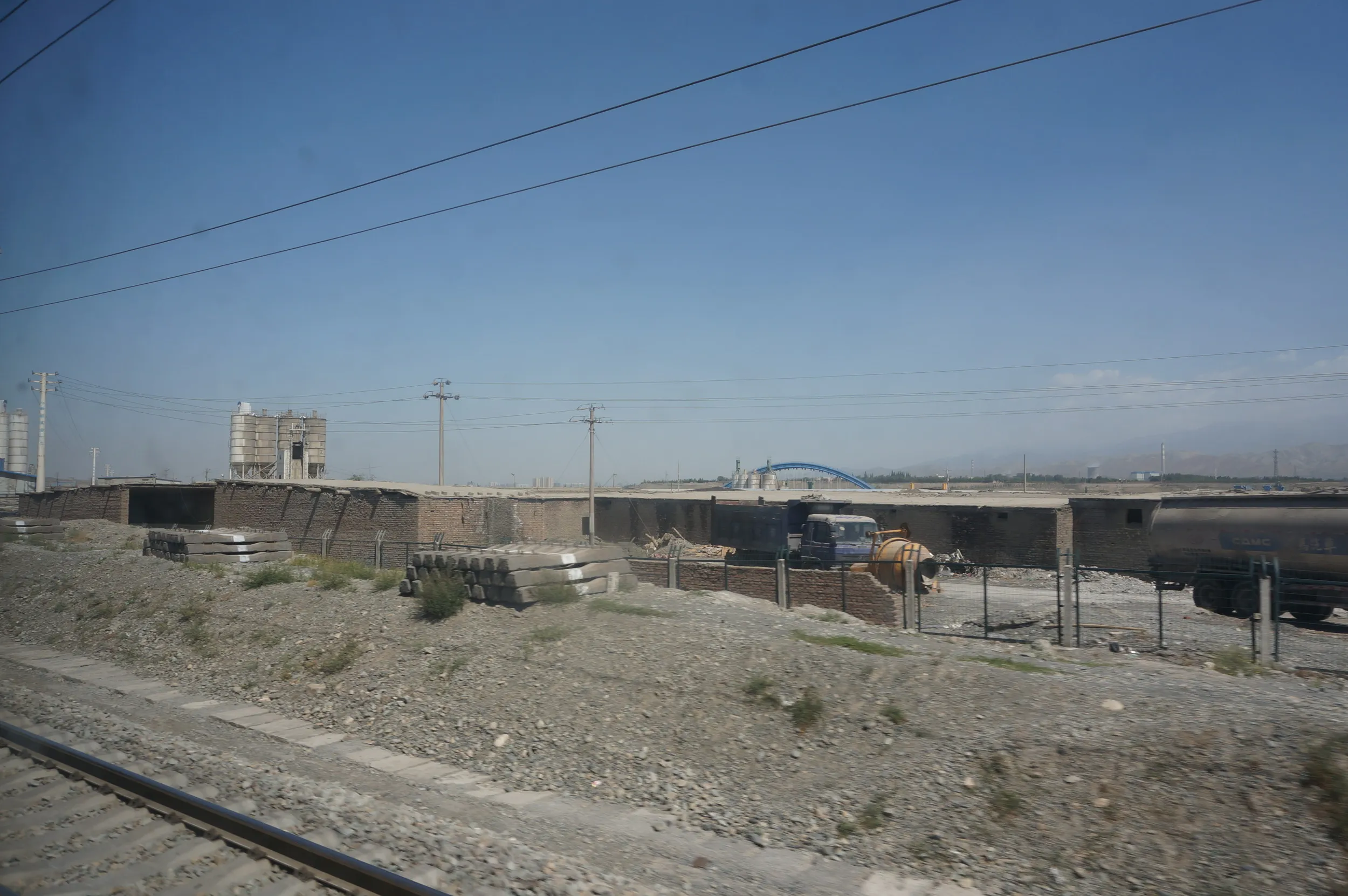 トルファン～ウルムチ間の車窓風景