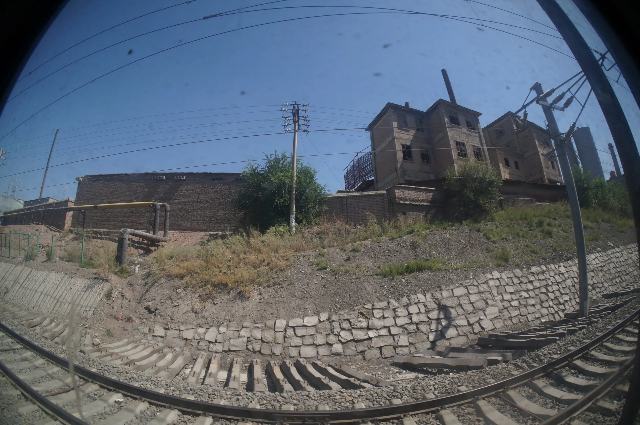 トルファン～ウルムチ間の車窓風景