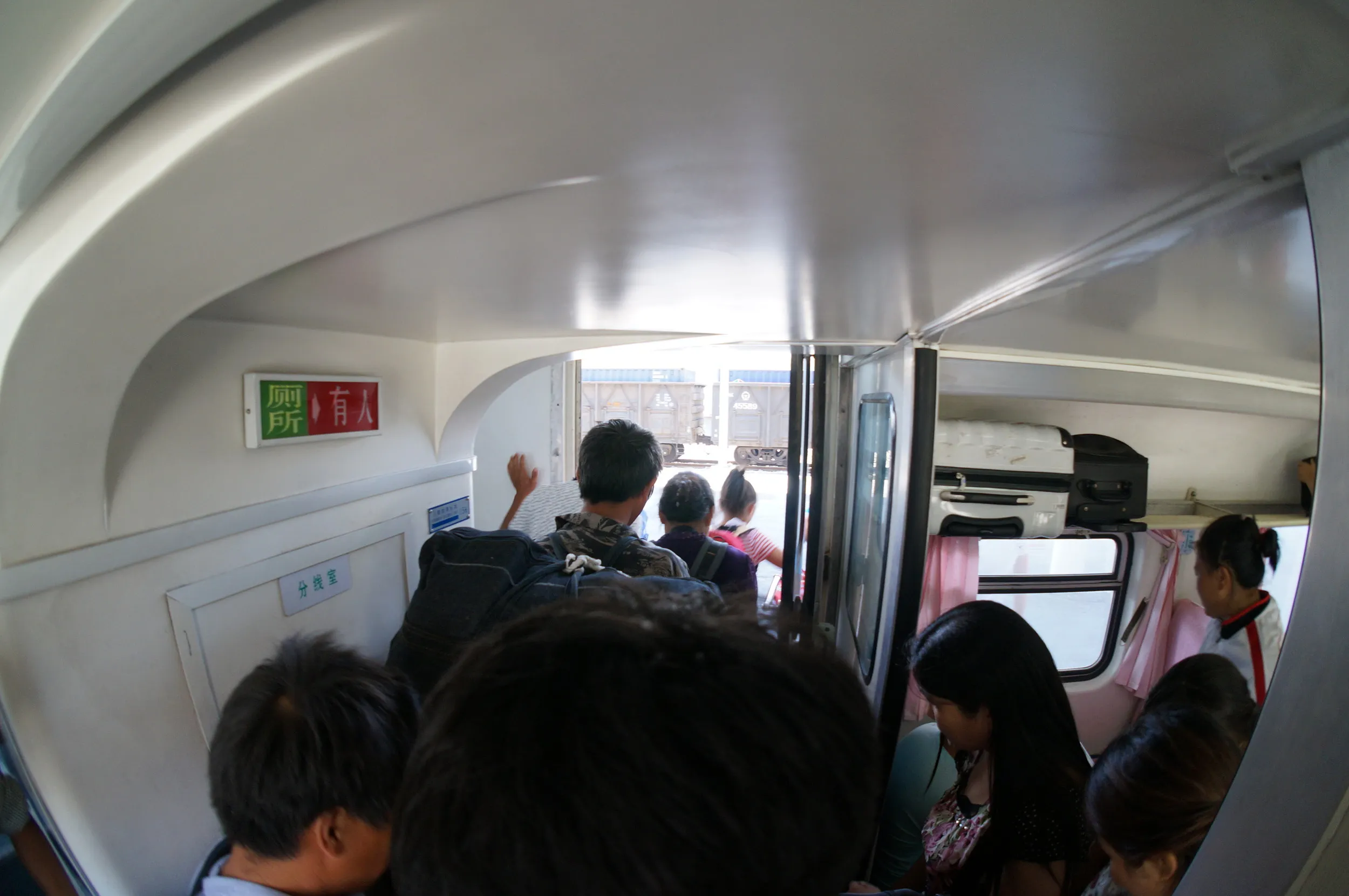 トルファン～ウルムチ間の車窓風景