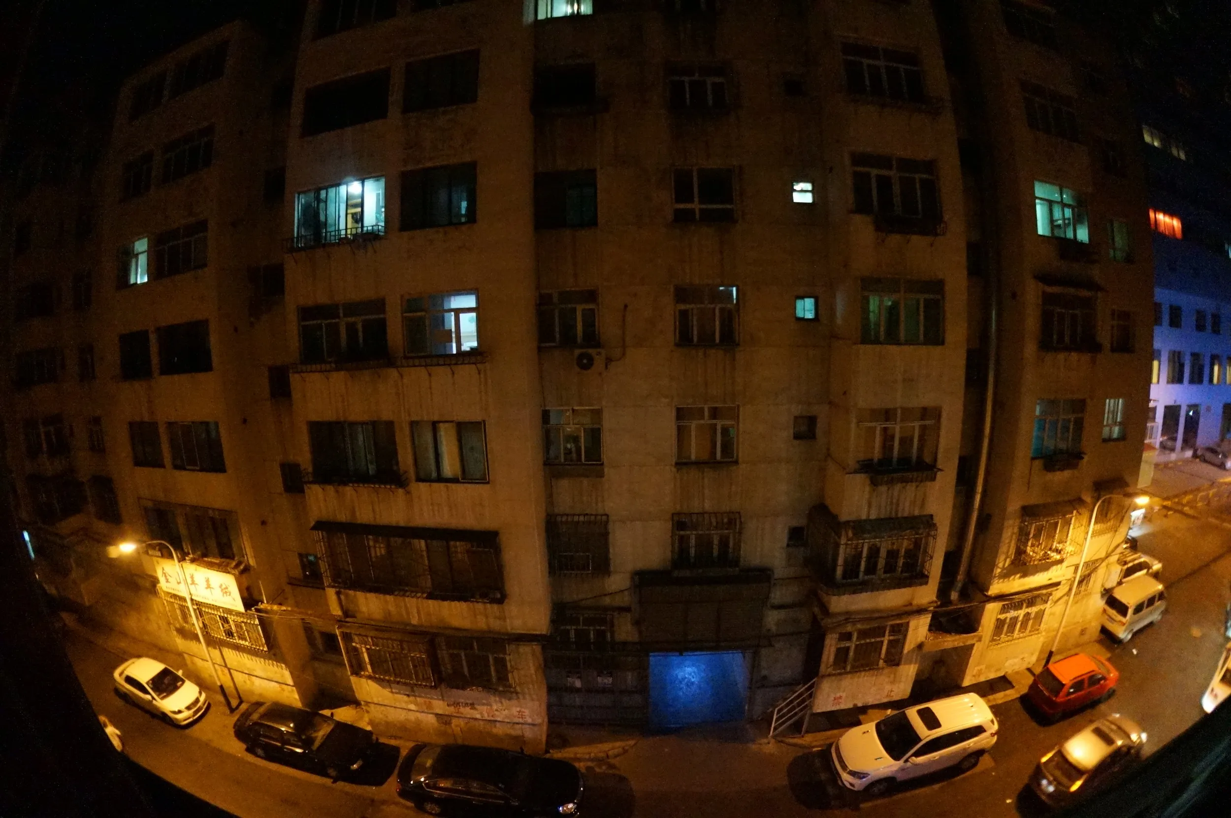 雷鳥国際青年旅舎付近の夜景