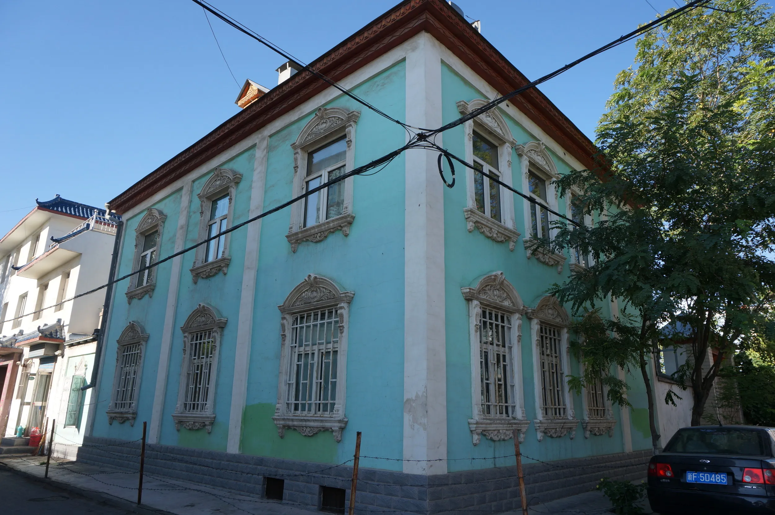 イリ伊桟ユースホステル周辺を軽く散歩