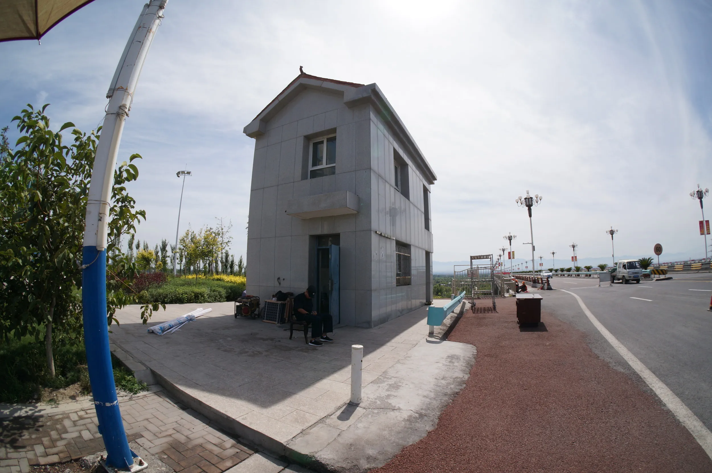 イリ河大橋（新橋）に到着