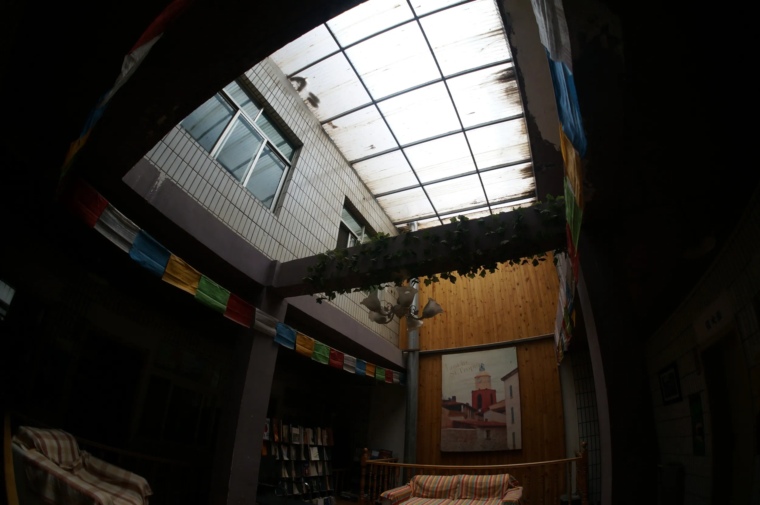 ユースホステルの二階