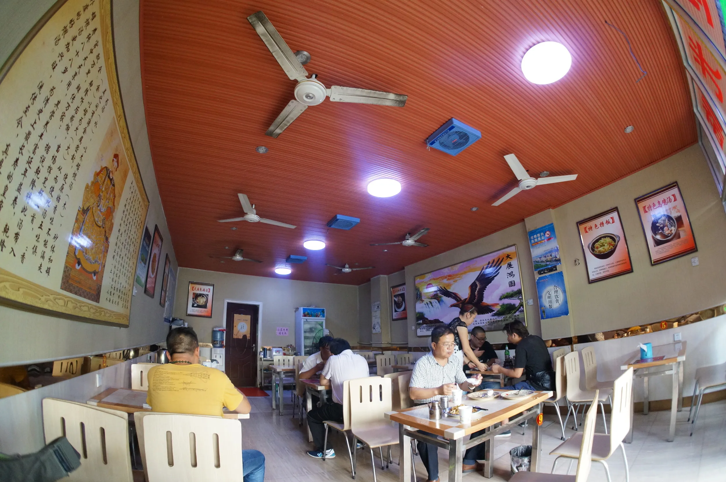 黄河付近の食堂で夕飯