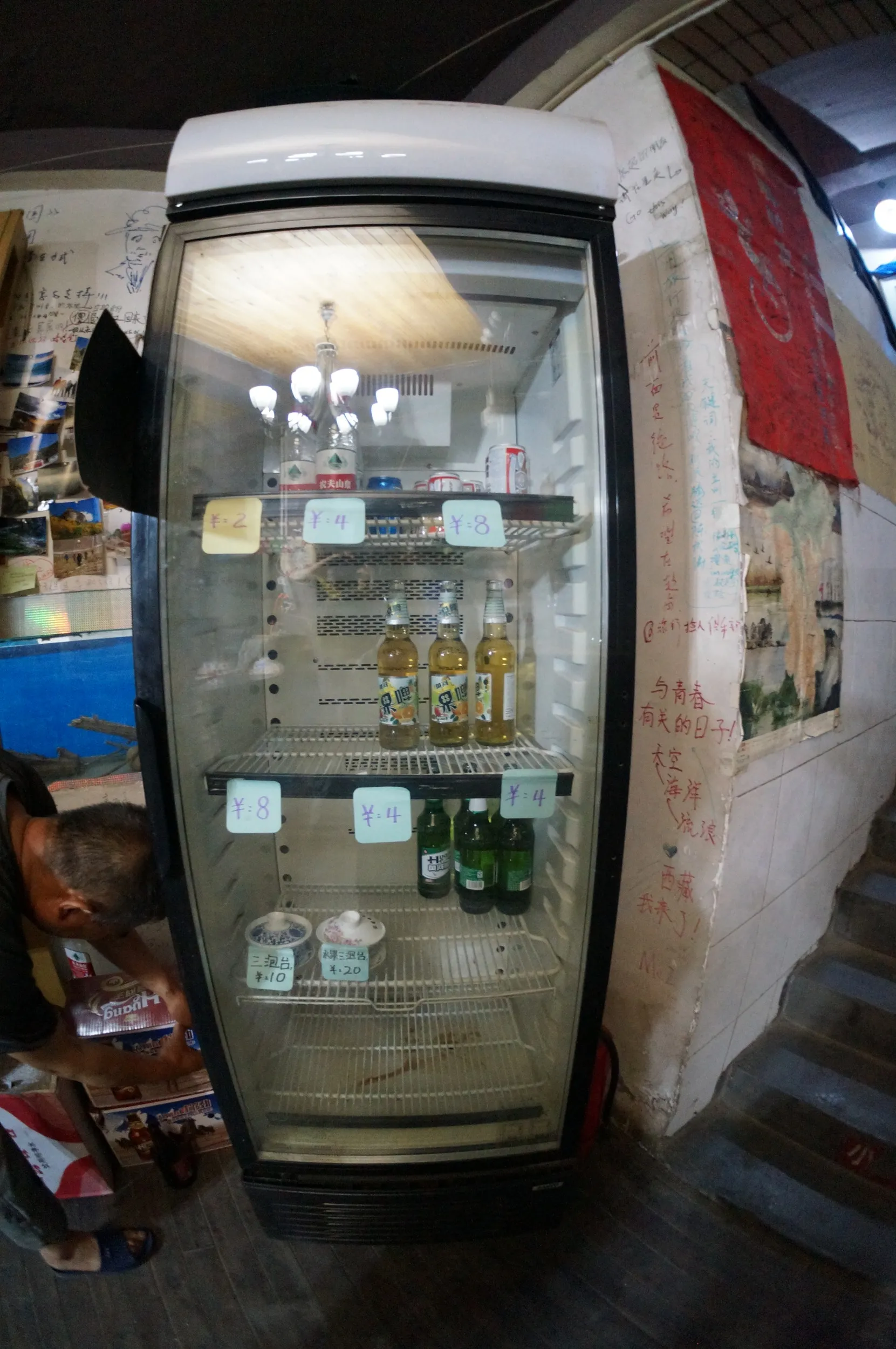 ビールの値段は良心的！