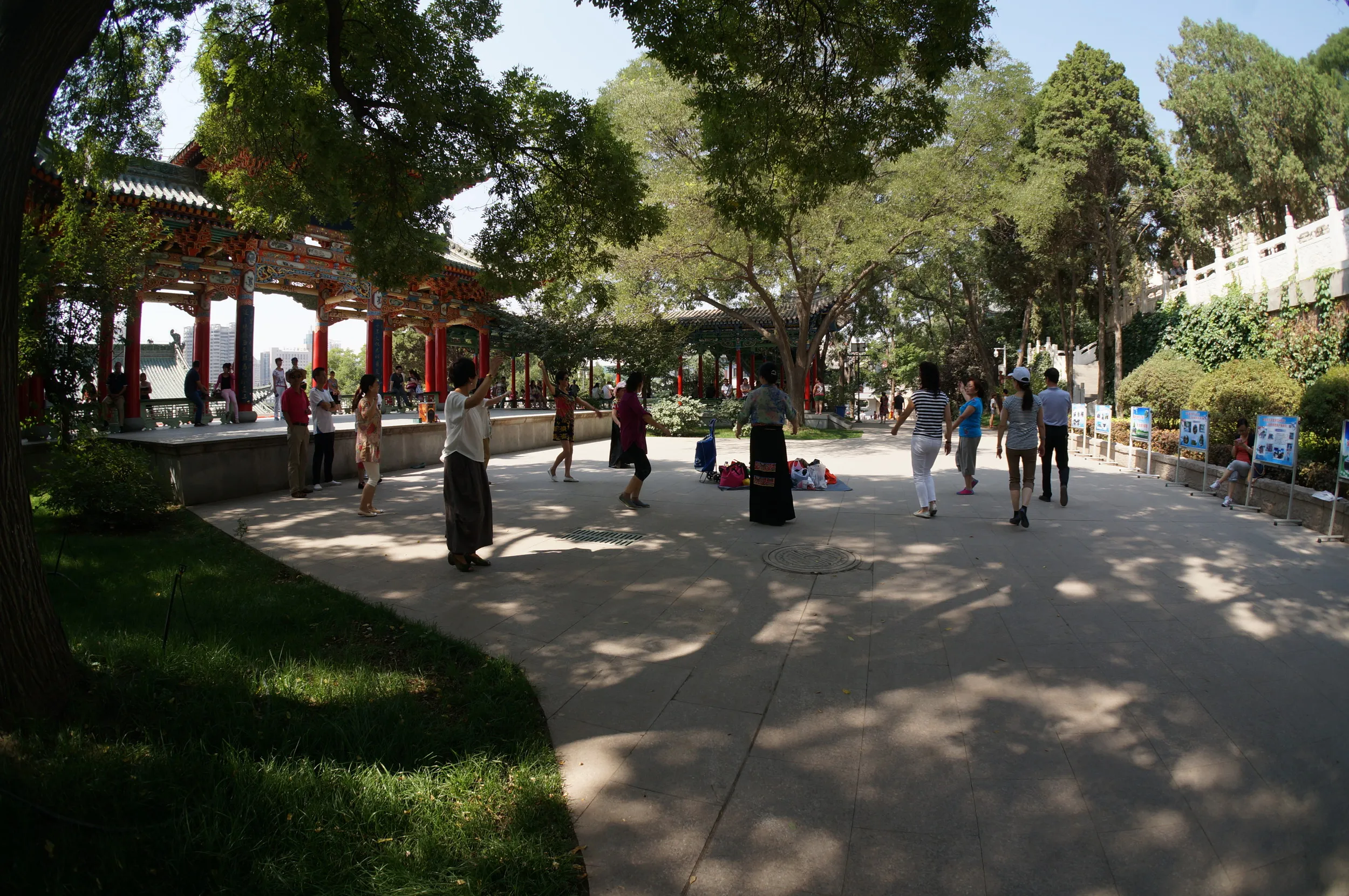 白塔山公園を散歩