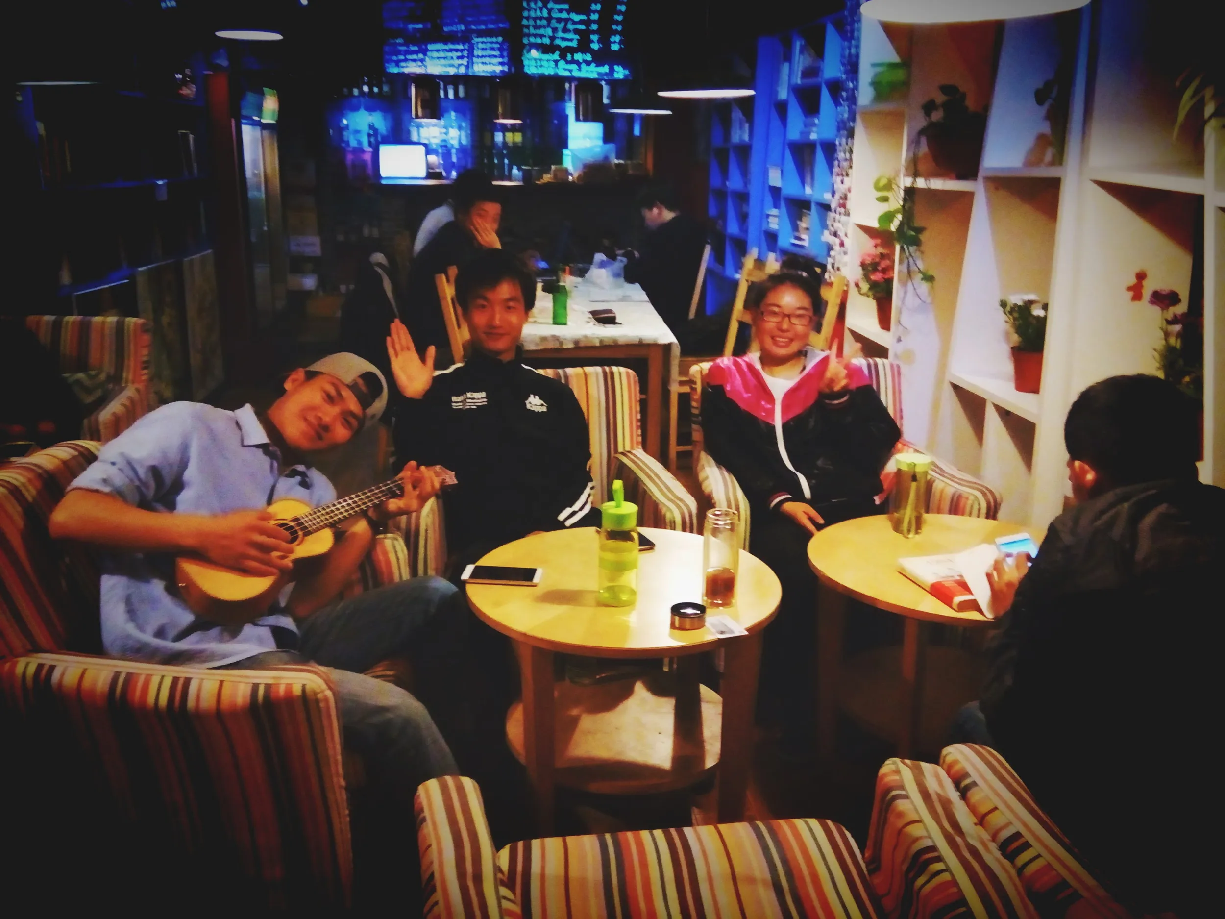 ユースホステルの仲間たち