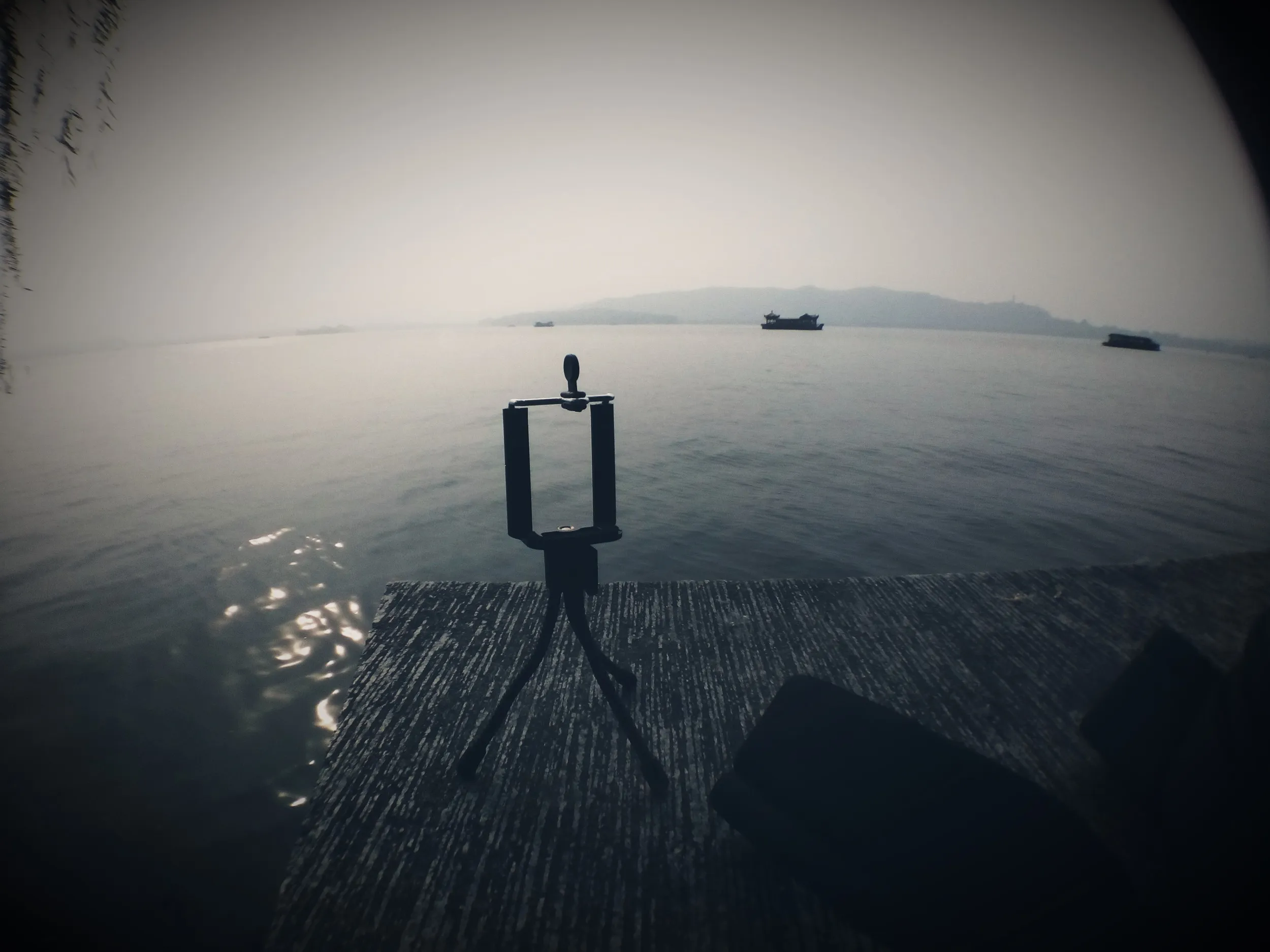 西湖でのタイムラプス撮影風景