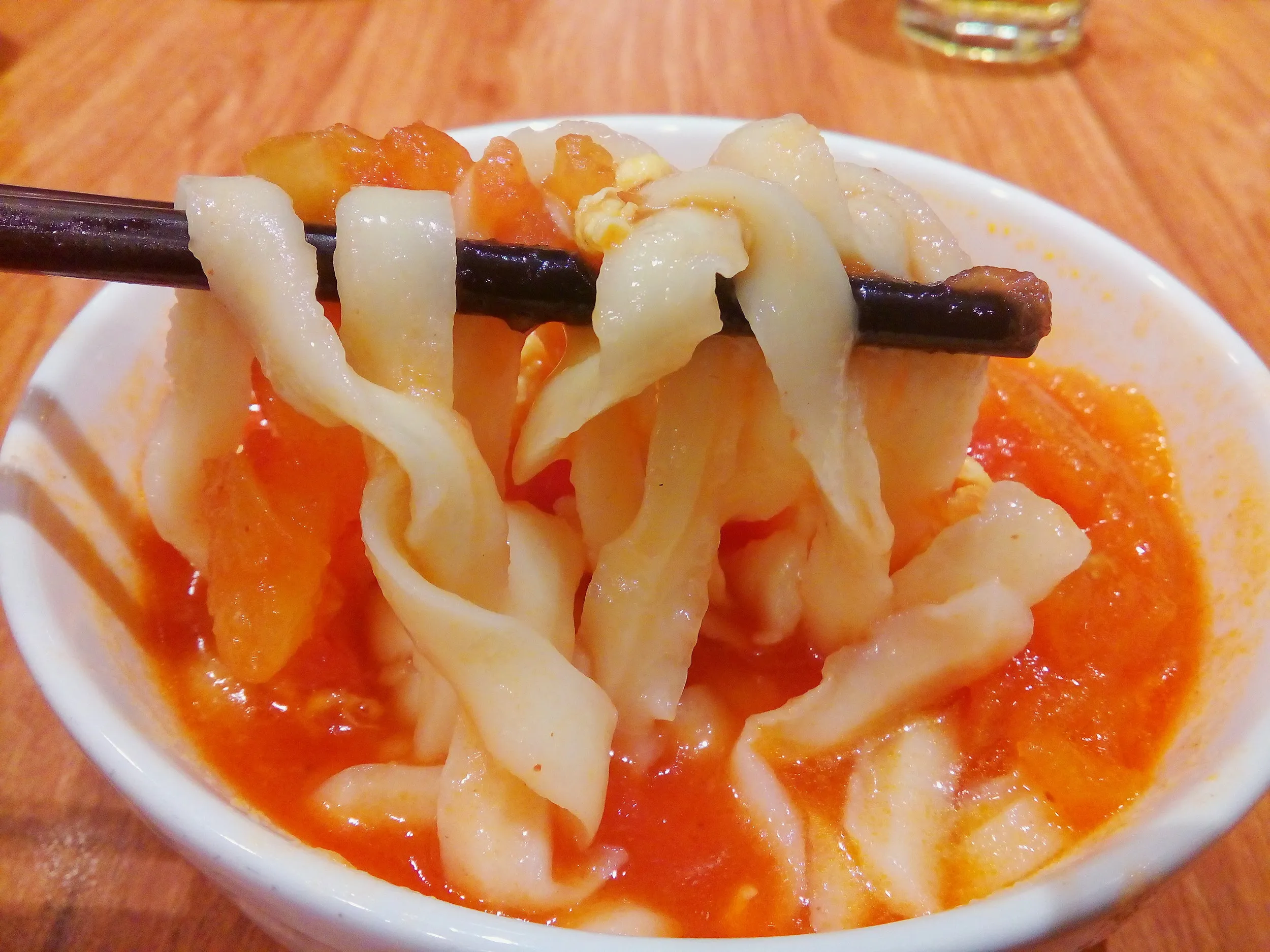 金科路のデパート内の食堂