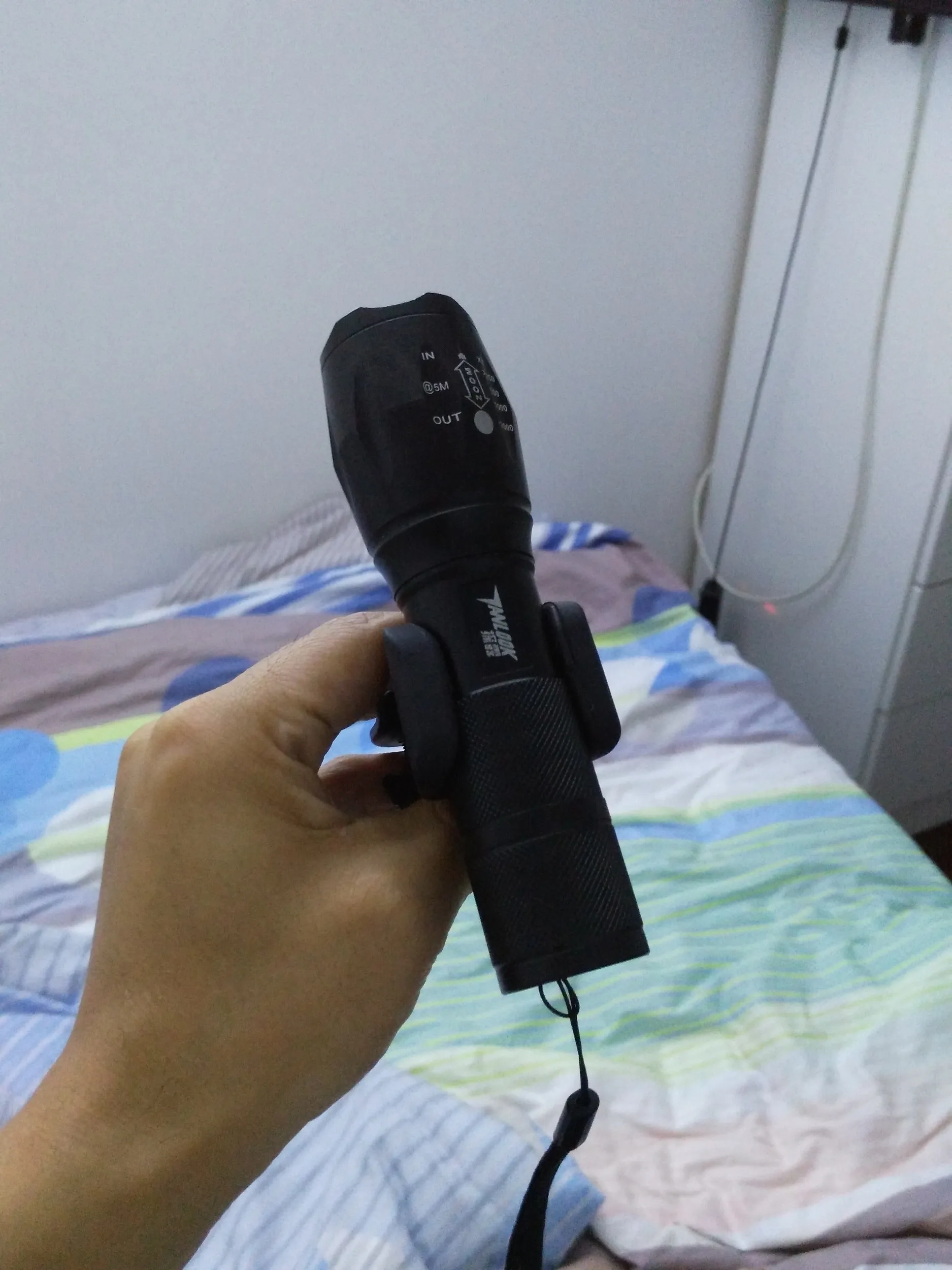 淘宝で購入した1000ルーメンのLEDライト