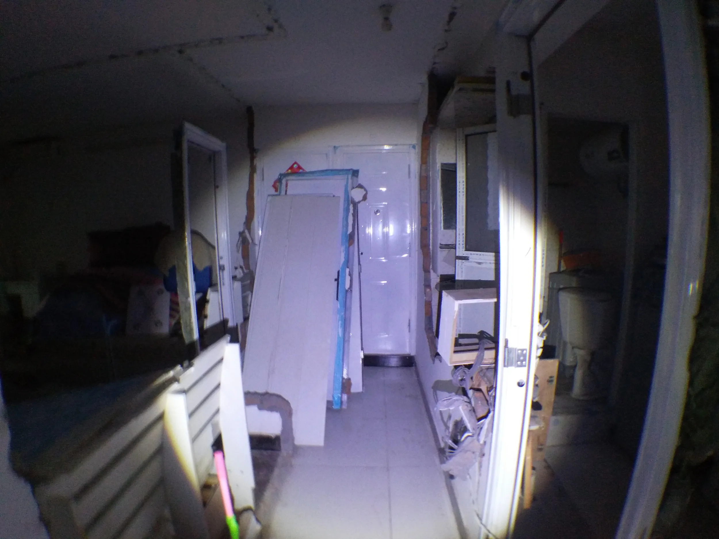 部屋の復旧具合