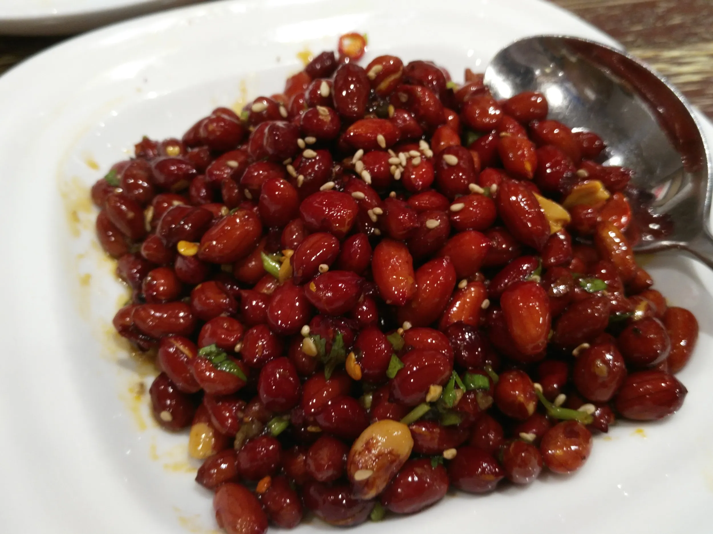 茄子の炒め物とピーナッツ