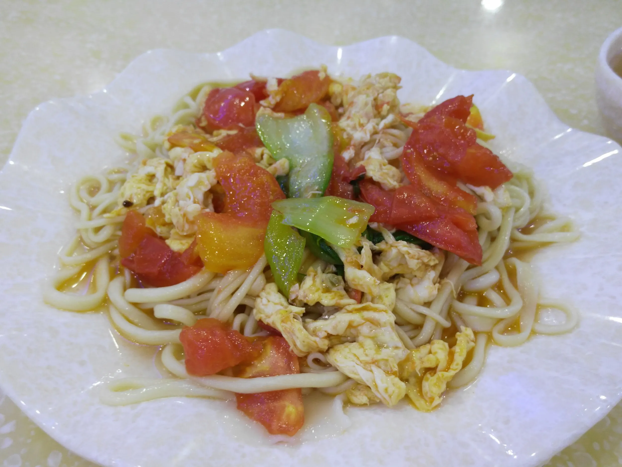 トマトと卵の炒め麺